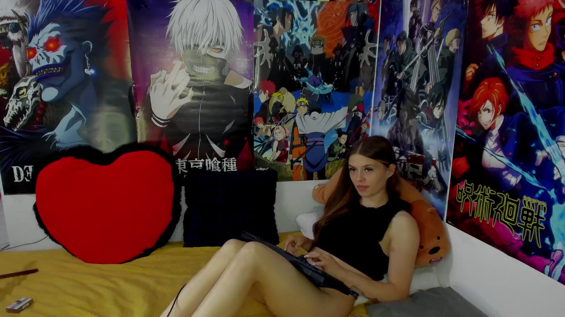 Gallery image thumbnail from Sukie_spooky's myfreecams stream on, 05/21/2025, 23:36 image 5 of 20