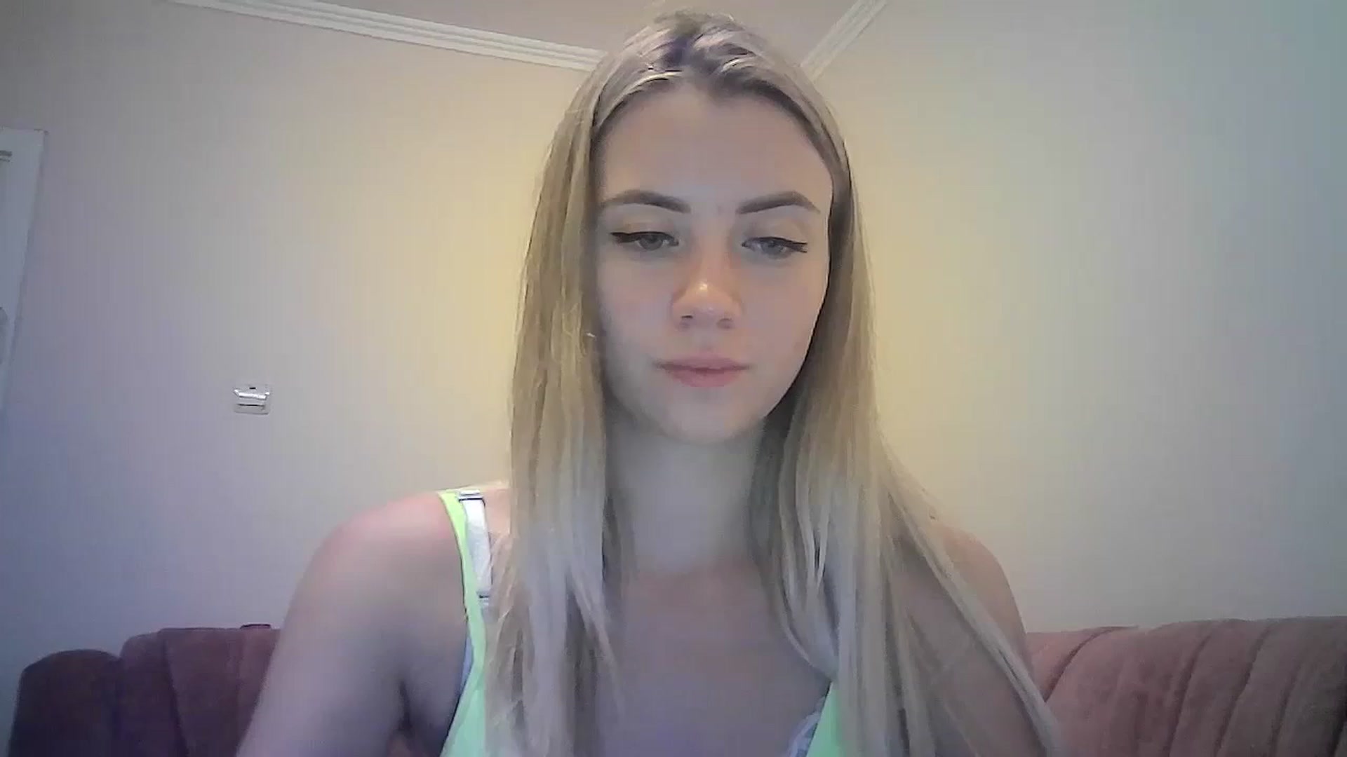 Gallery image thumbnail from Sulfate0's myfreecams stream on, 08/26/2023, 20:39 image 1 of 20