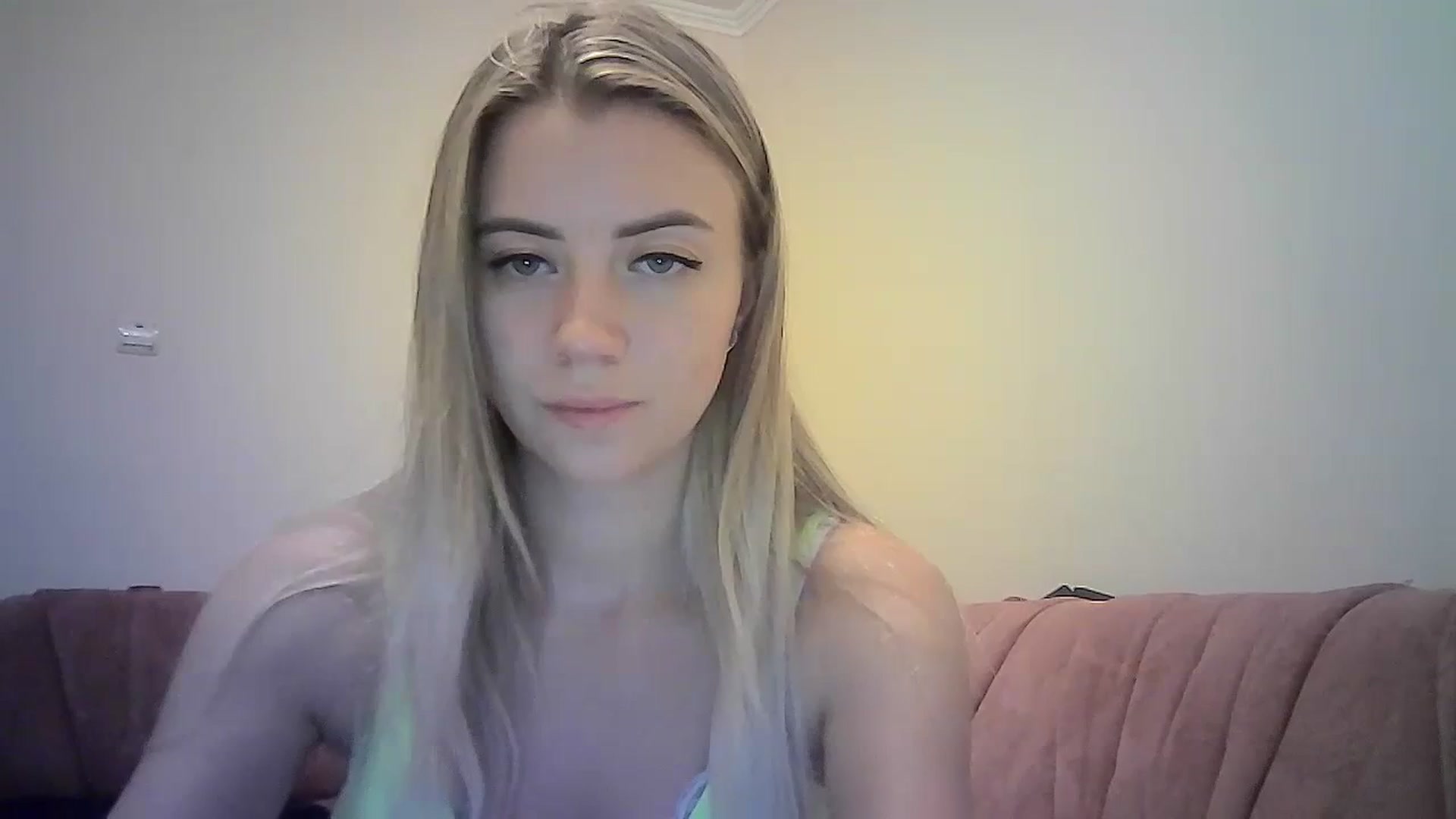 Gallery image thumbnail from Sulfate0's myfreecams stream on, 08/27/2023, 08:59 image 15 of 20