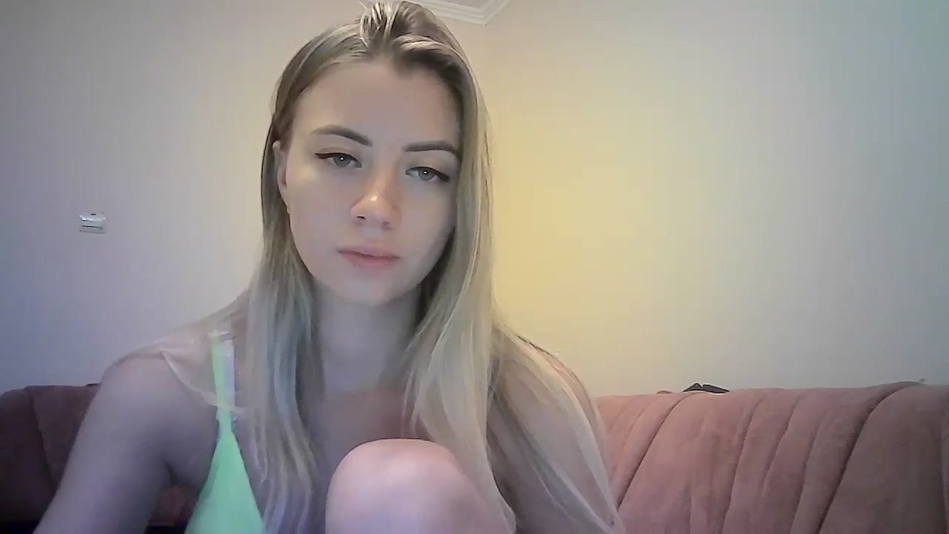 Gallery image thumbnail from Sulfate0's myfreecams stream on, 08/27/2023, 08:59 image 5 of 20
