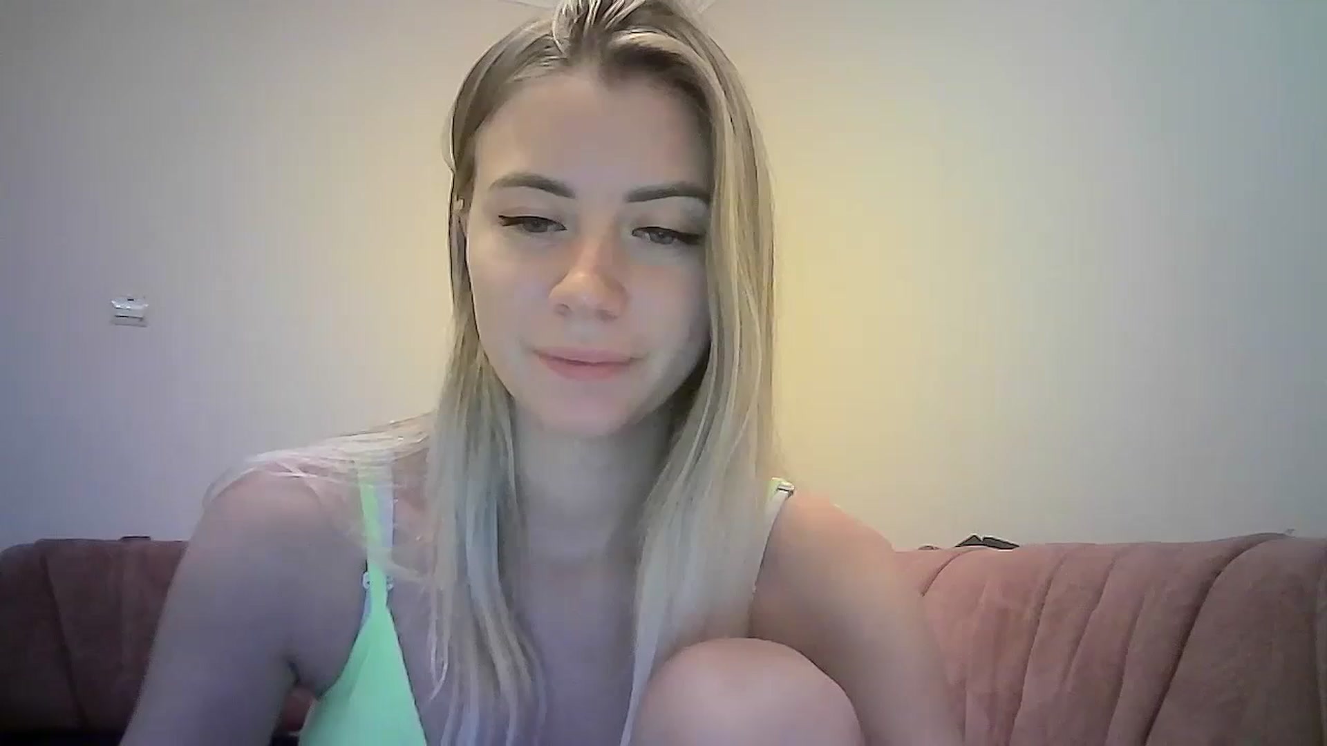 Gallery image thumbnail from Sulfate0's myfreecams stream on, 08/27/2023, 08:59 image 2 of 20