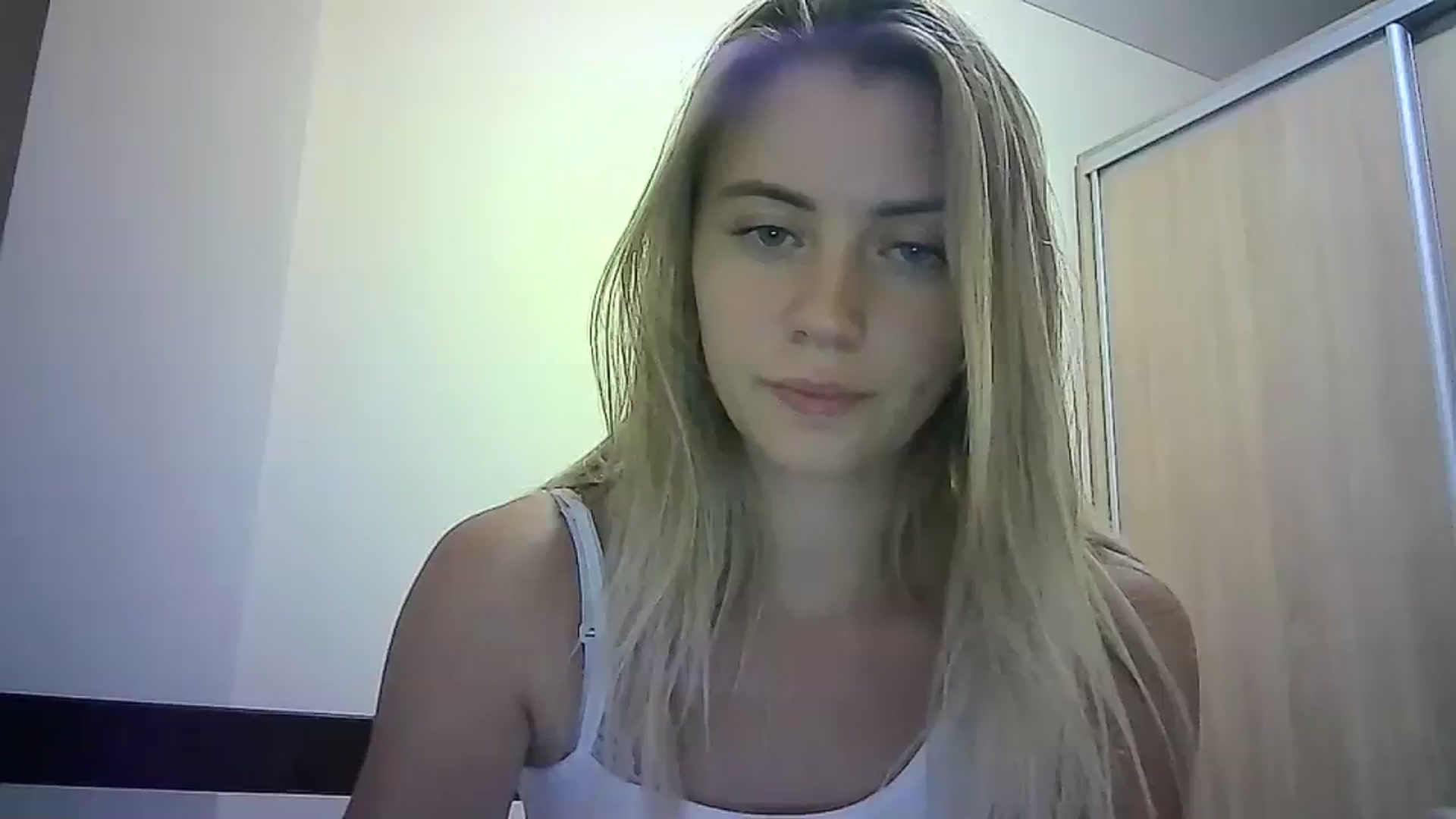 Gallery image thumbnail from Sulfate0's myfreecams stream on, 09/15/2023, 16:06 image 1 of 20