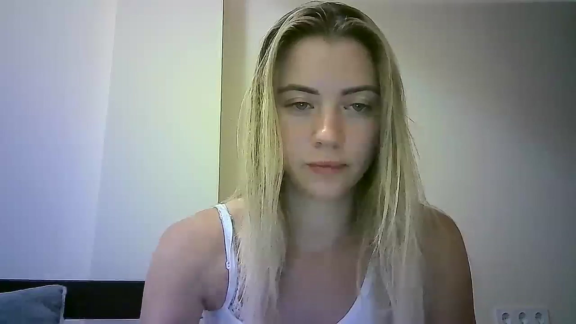 Gallery image thumbnail from Sulfate0's myfreecams stream on, 09/15/2023, 19:51 image 20 of 20