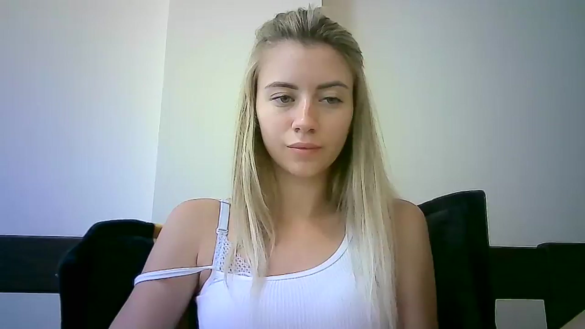 Gallery image thumbnail from Sulfate0's myfreecams stream on, 09/16/2023, 09:37 image 15 of 20