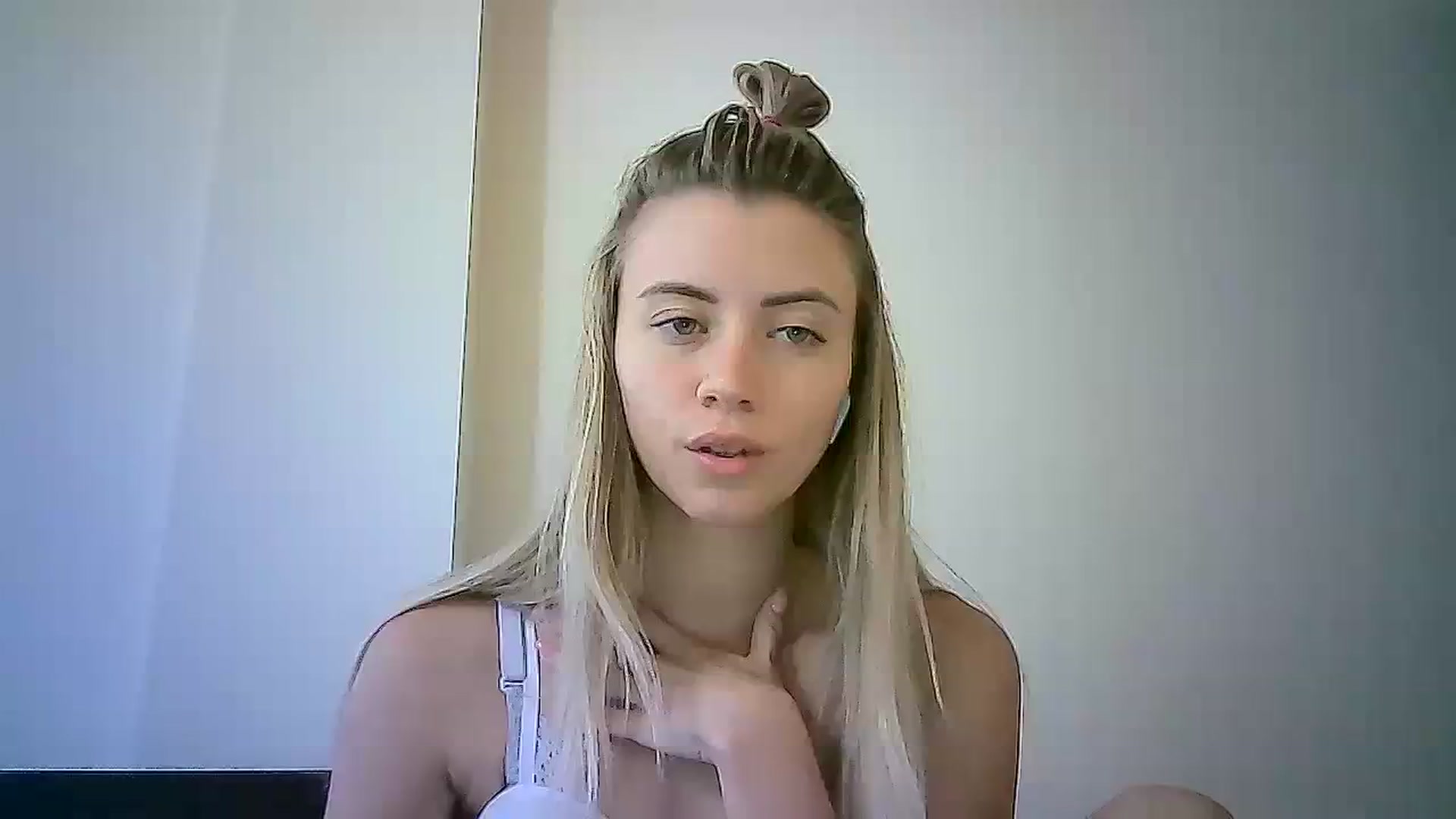 Gallery image thumbnail from Sulfate0's myfreecams stream on, 09/30/2023, 08:30 image 7 of 20