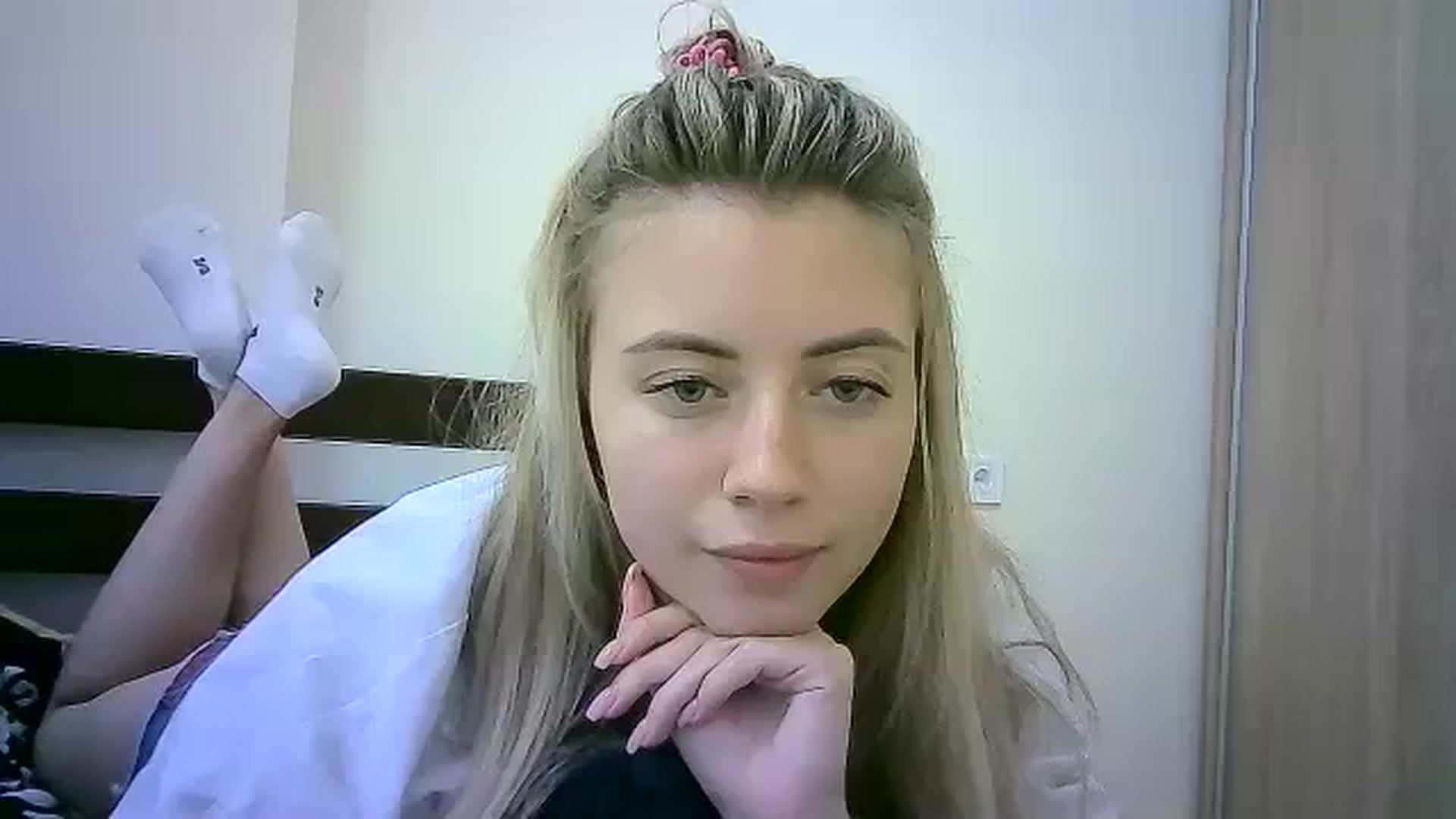 Gallery image thumbnail from Sulfate0's myfreecams stream on, 10/07/2023, 12:52 image 11 of 20