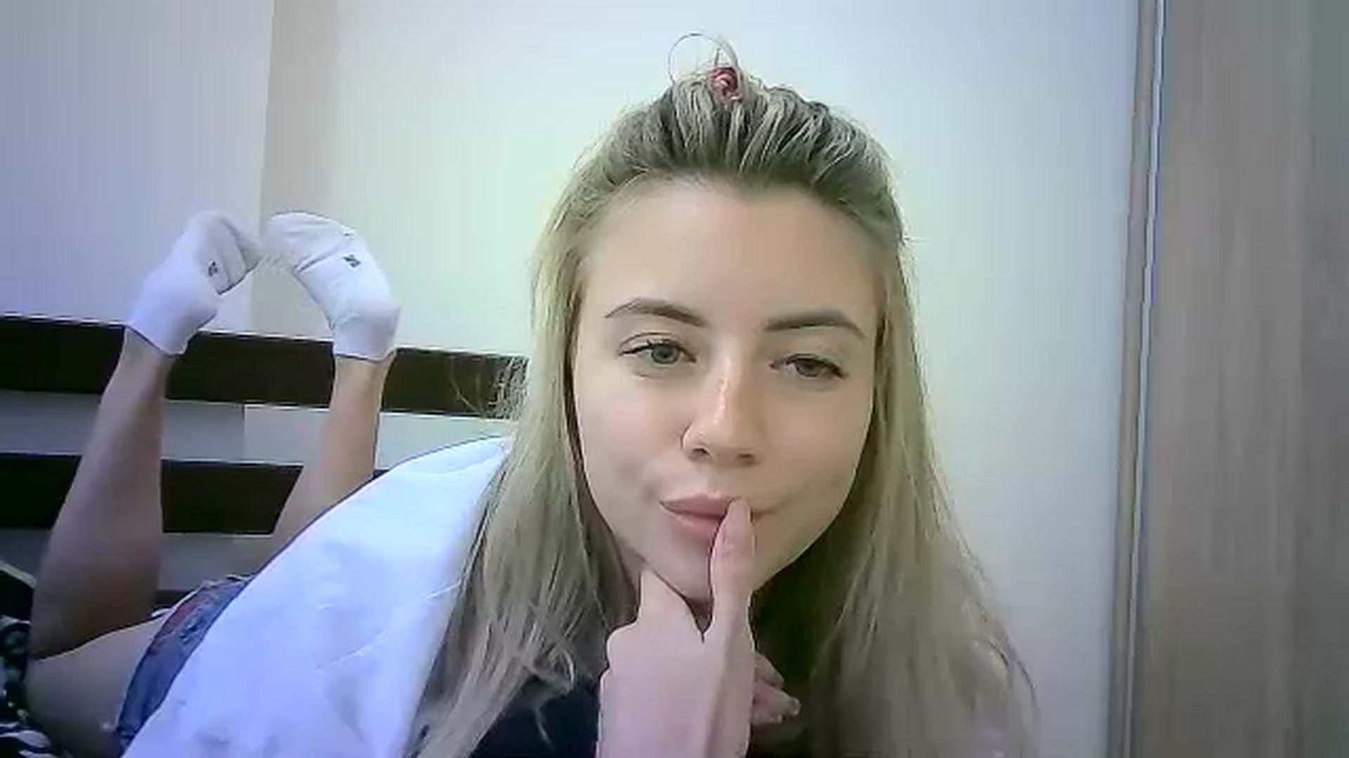 Gallery image thumbnail from Sulfate0's myfreecams stream on, 10/07/2023, 12:52 image 13 of 20