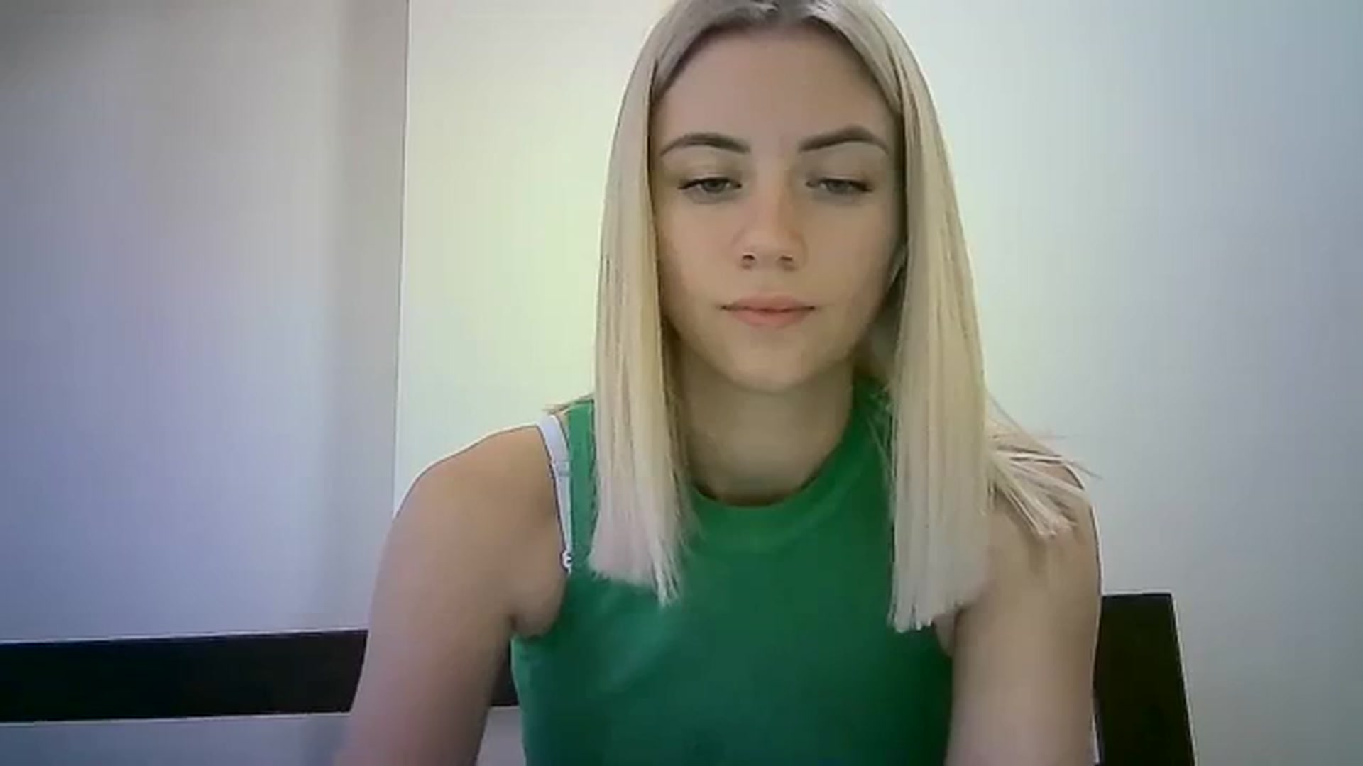 Gallery image thumbnail from Sulfate0's myfreecams stream on, 10/21/2023, 12:30 image 3 of 20