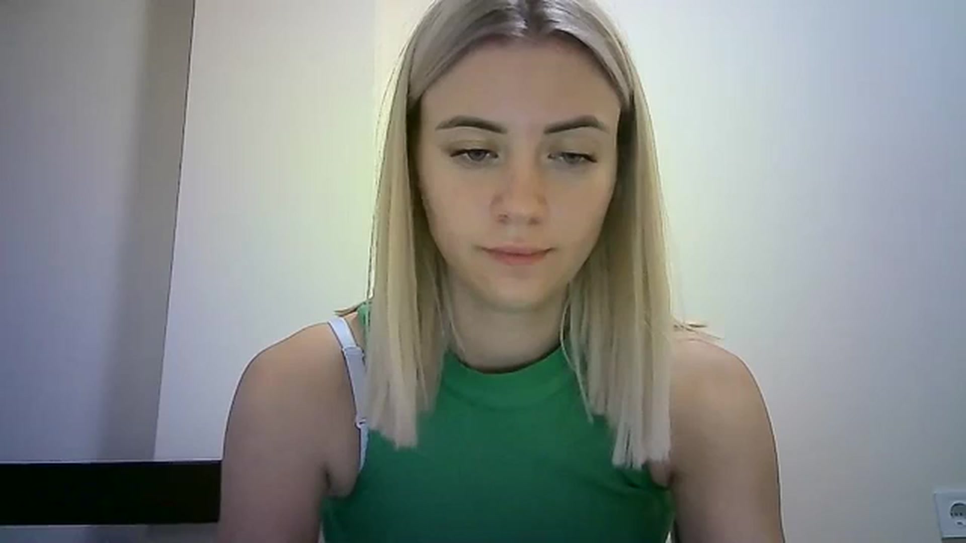 Gallery image thumbnail from Sulfate0's myfreecams stream on, 10/21/2023, 14:41 image 1 of 20