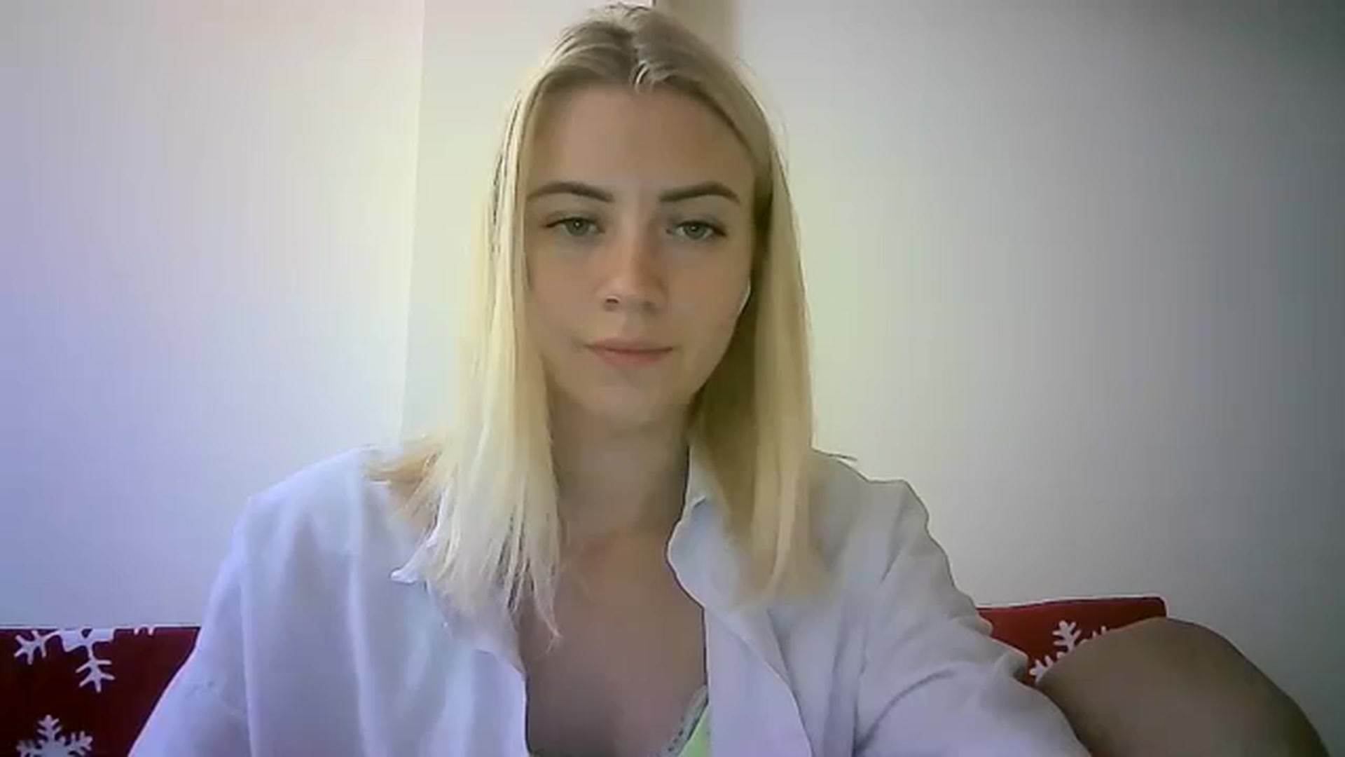 Gallery image thumbnail from Sulfate0's myfreecams stream on, 11/04/2023, 10:13 image 4 of 20