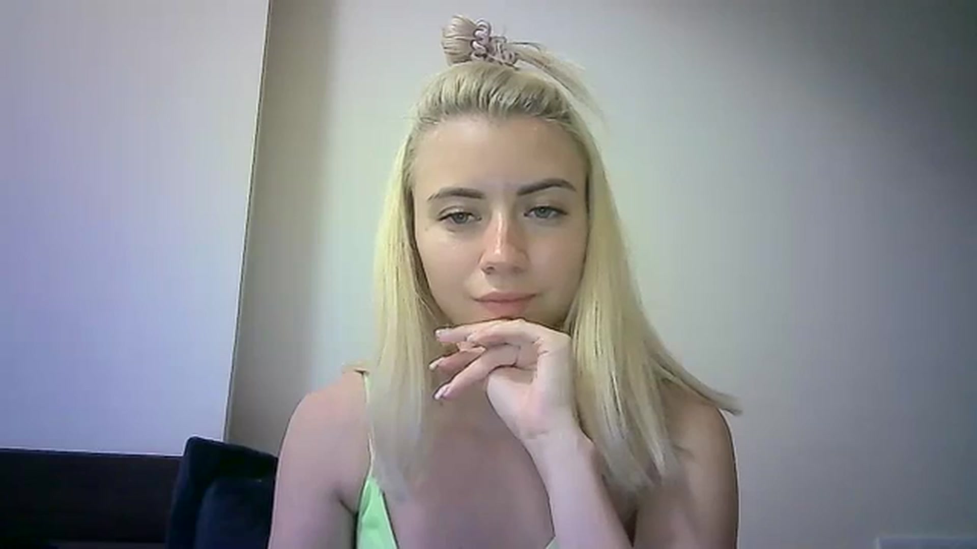 Gallery image thumbnail from Sulfate0's myfreecams stream on, 11/11/2023, 13:50 image 13 of 20