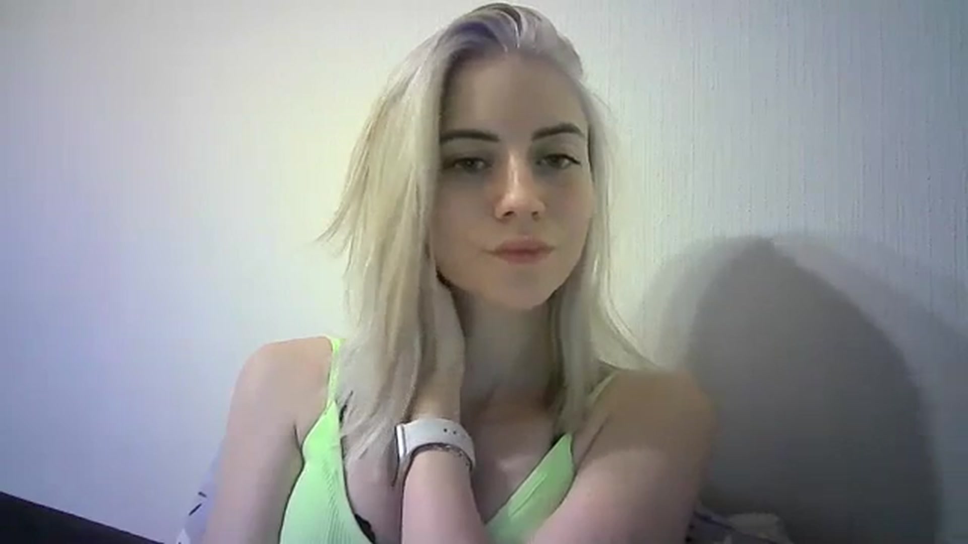 Gallery image thumbnail from Sulfate0's myfreecams stream on, 12/23/2023, 14:11 image 10 of 20
