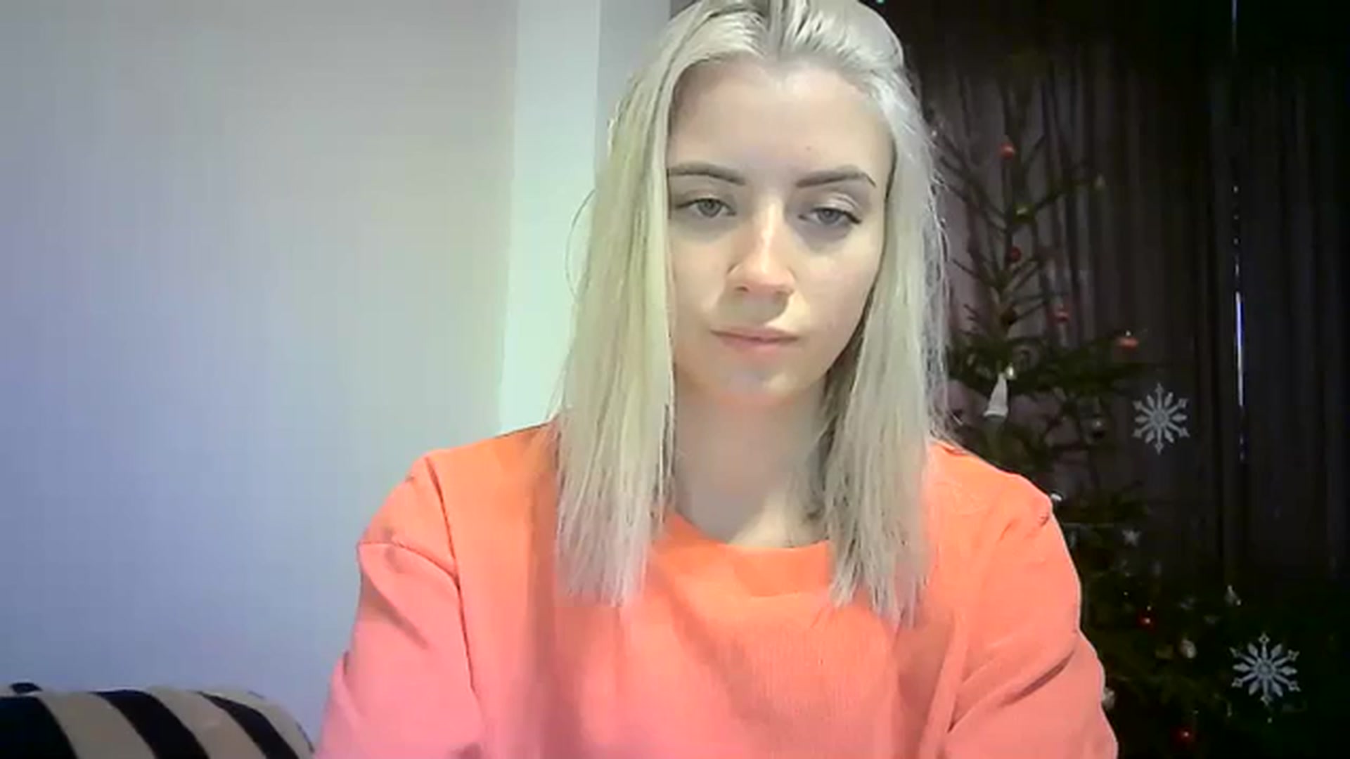Gallery image thumbnail from Sulfate0's myfreecams stream on, 12/31/2023, 12:41 image 8 of 20