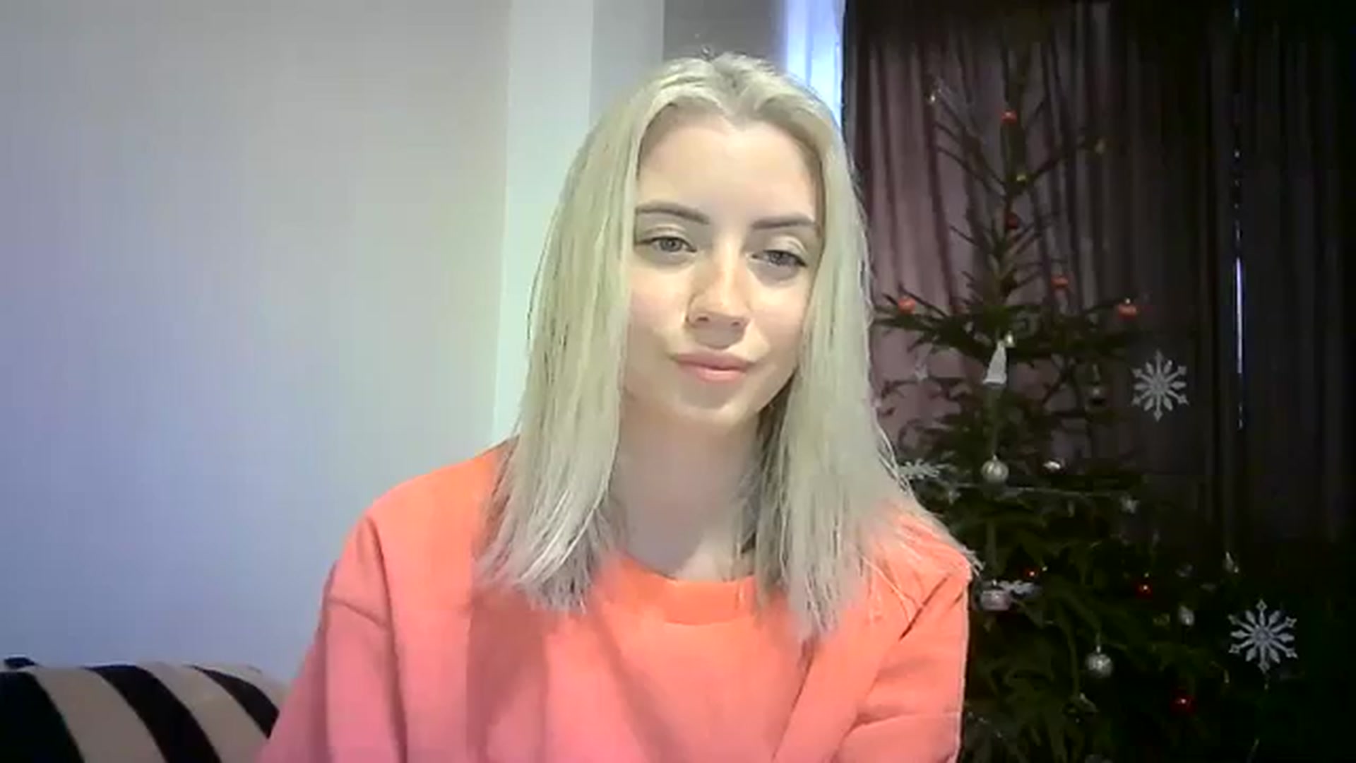 Gallery image thumbnail from Sulfate0's myfreecams stream on, 12/31/2023, 12:41 image 5 of 20