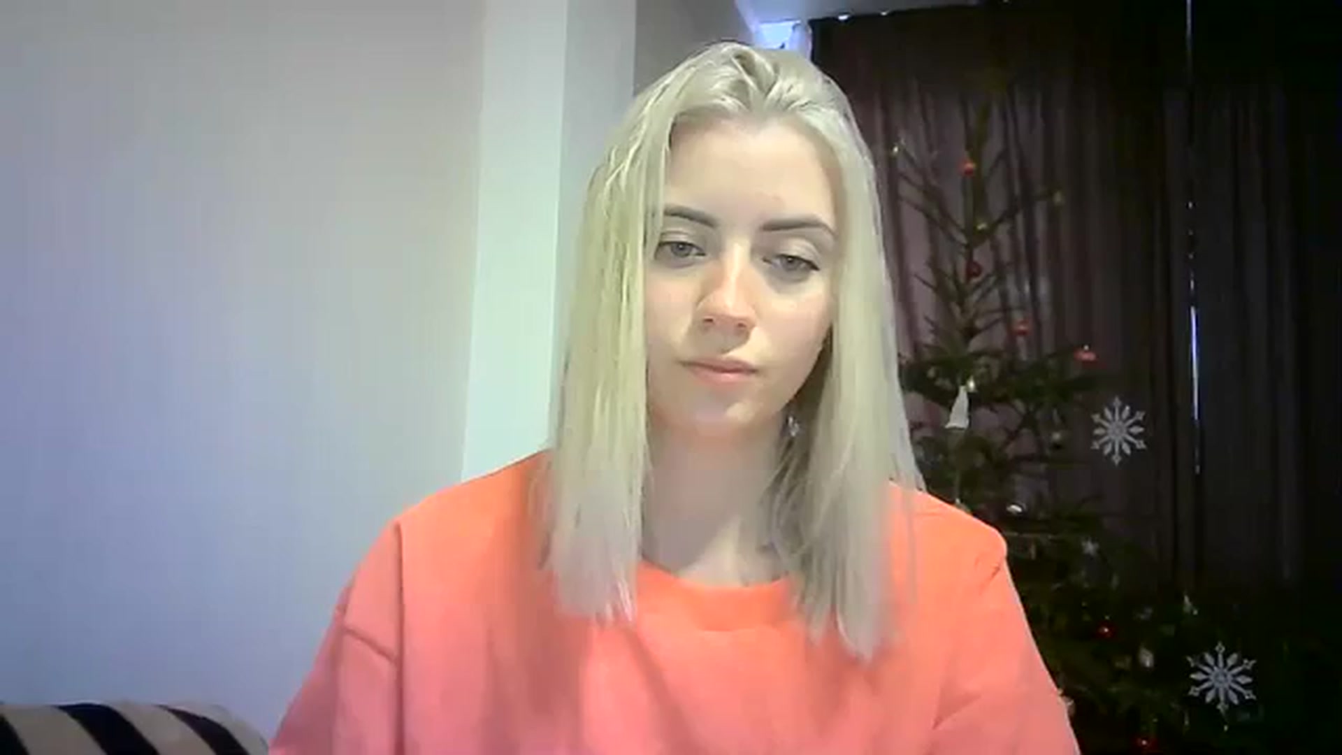 Gallery image thumbnail from Sulfate0's myfreecams stream on, 12/31/2023, 12:41 image 9 of 20