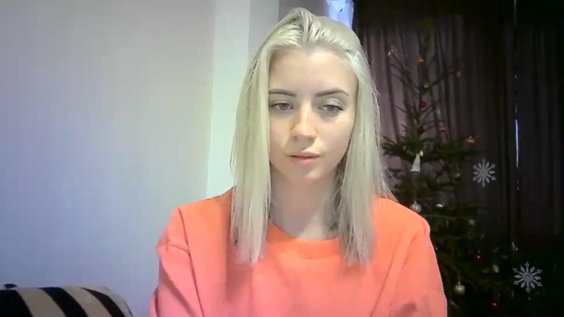 Gallery image thumbnail from Sulfate0's myfreecams stream on, 12/31/2023, 12:41 image 7 of 20
