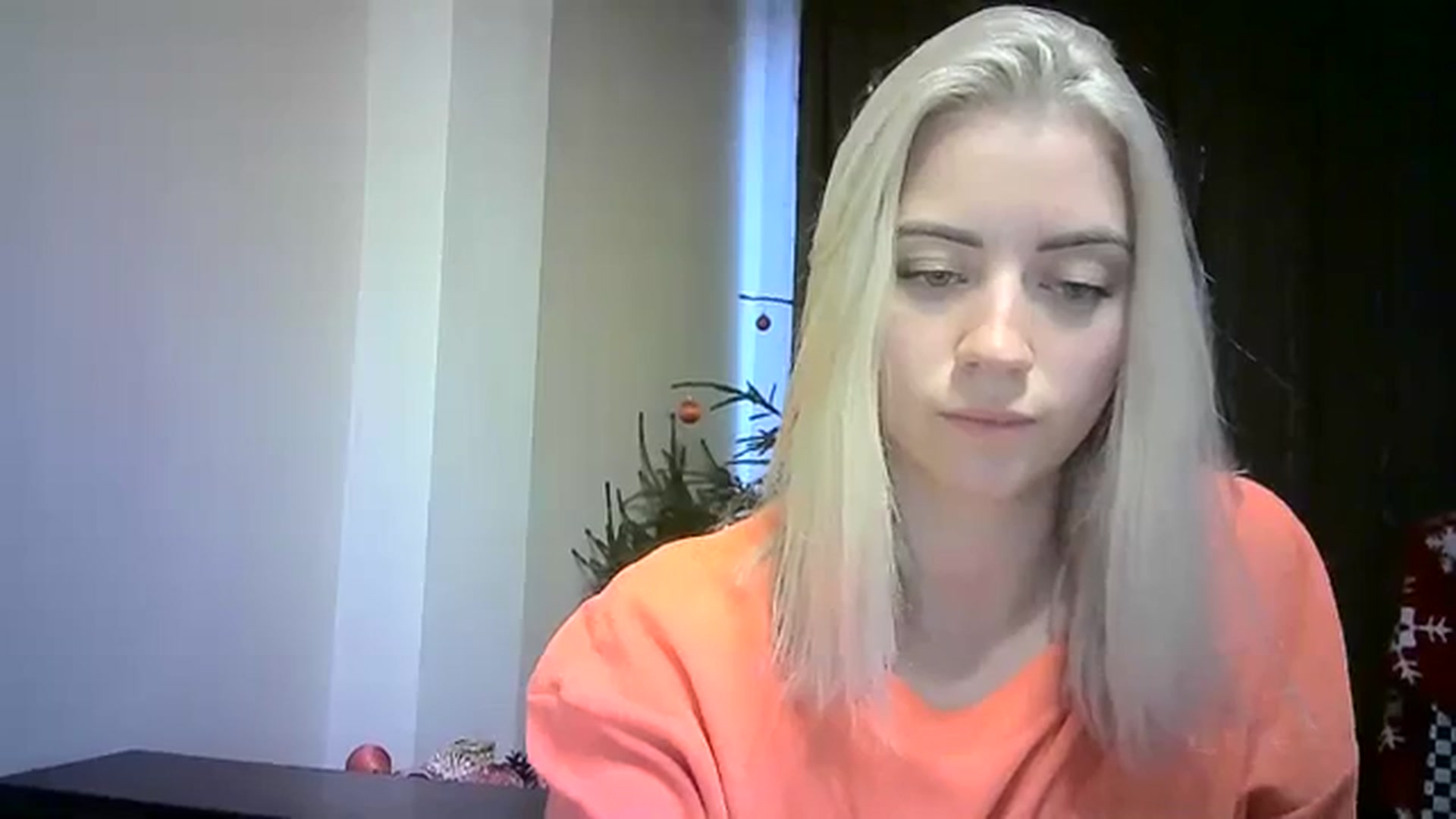 Gallery image thumbnail from Sulfate0's myfreecams stream on, 12/31/2023, 14:09 image 18 of 20
