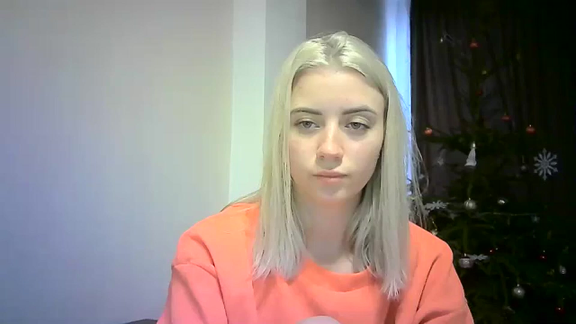 Gallery image thumbnail from Sulfate0's myfreecams stream on, 12/31/2023, 14:09 image 7 of 20