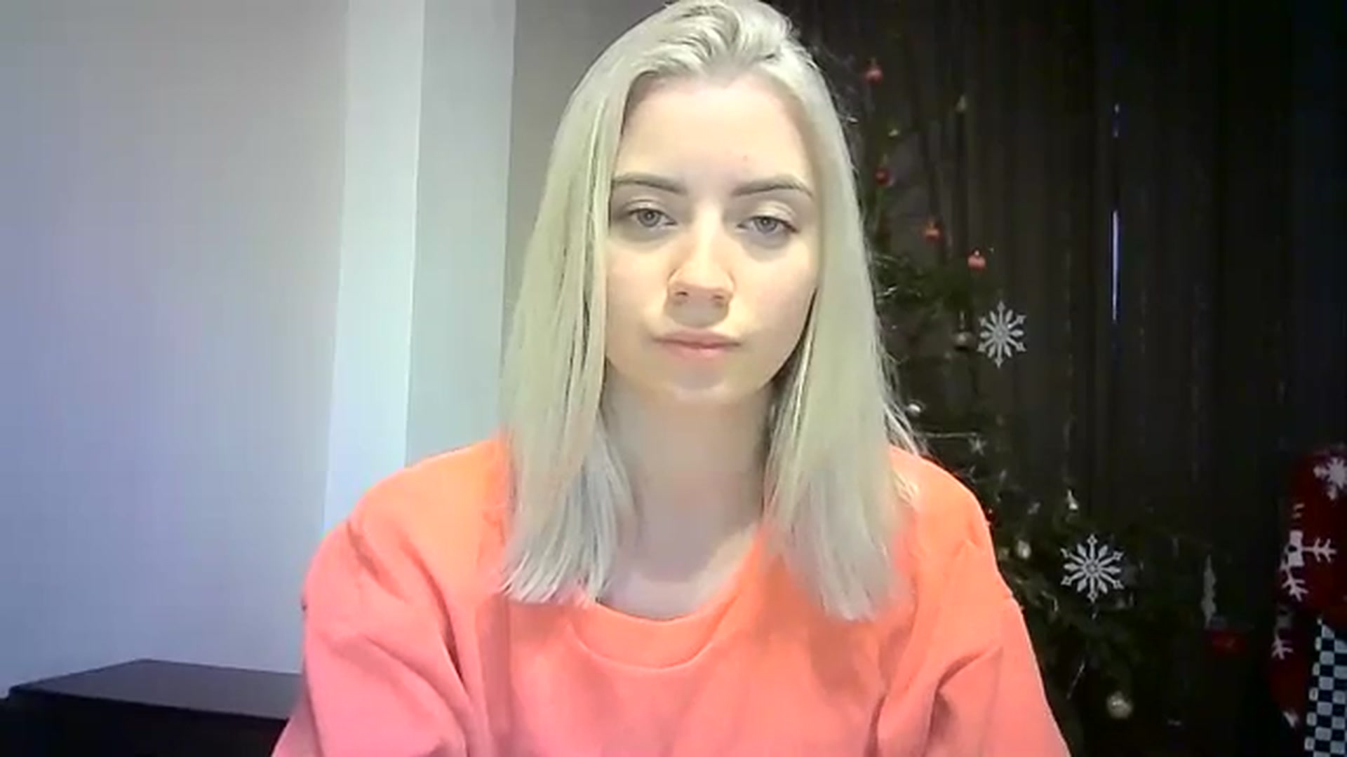 Gallery image thumbnail from Sulfate0's myfreecams stream on, 12/31/2023, 14:09 image 14 of 20