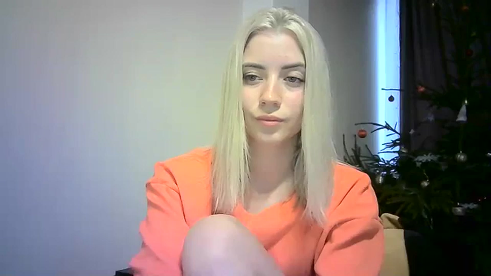 Gallery image thumbnail from Sulfate0's myfreecams stream on, 12/31/2023, 14:09 image 2 of 20