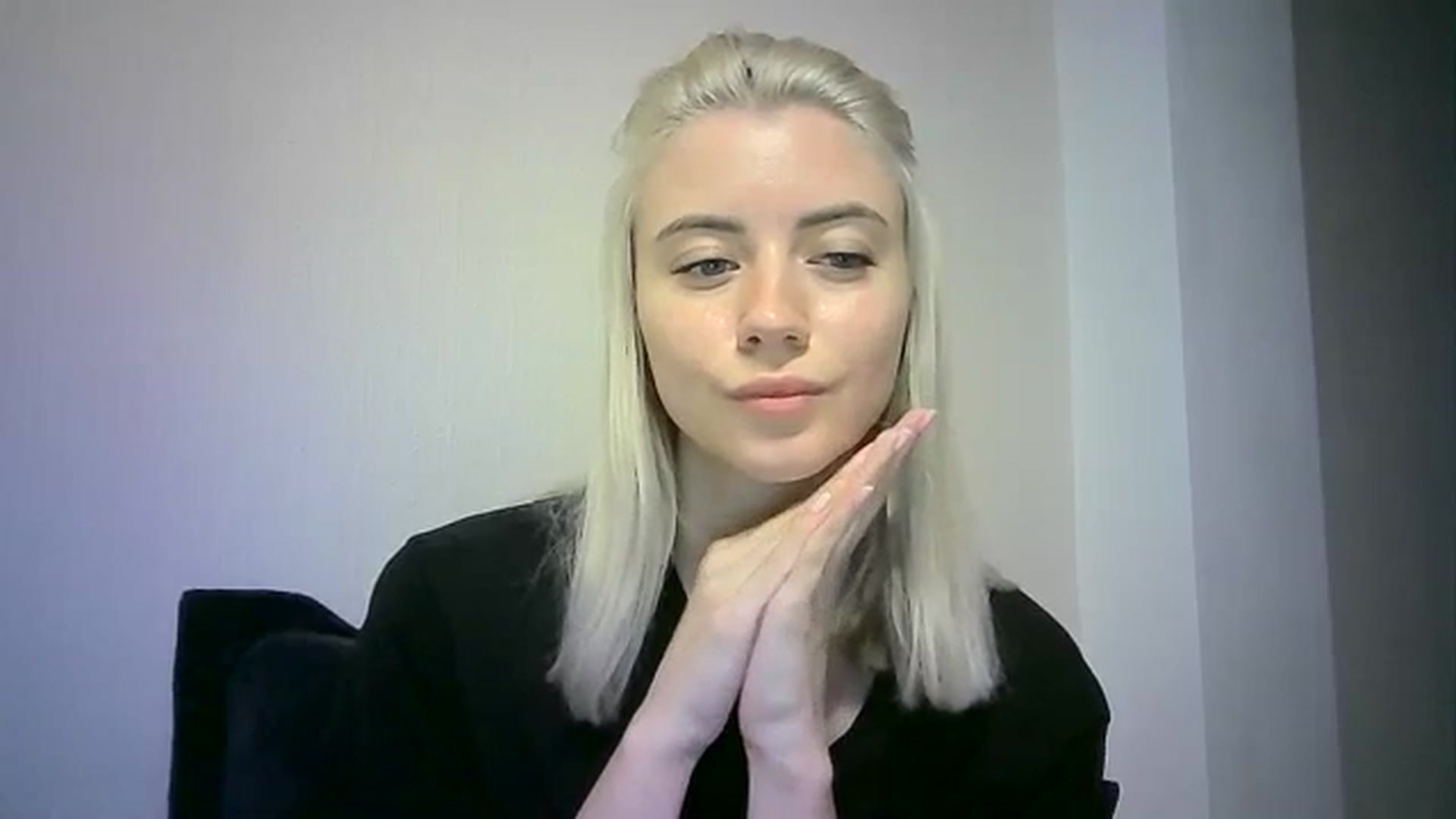 Gallery image thumbnail from Sulfate0's myfreecams stream on, 01/04/2024, 10:03 image 10 of 20