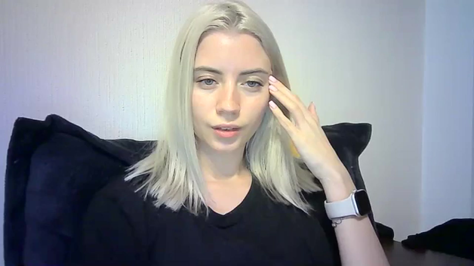 Gallery image thumbnail from Sulfate0's myfreecams stream on, 01/04/2024, 13:19 image 10 of 20