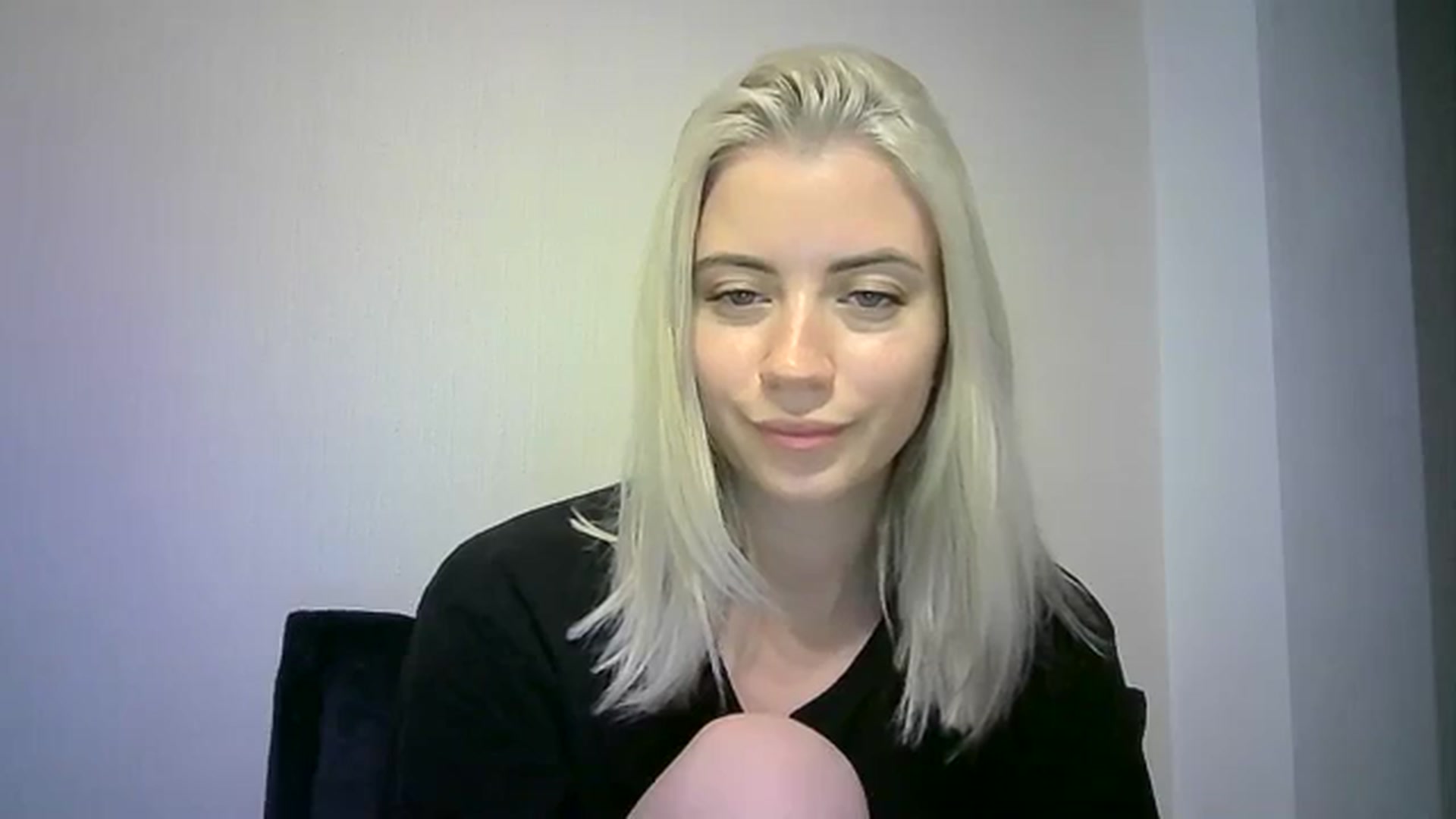 Gallery image thumbnail from Sulfate0's myfreecams stream on, 01/04/2024, 13:19 image 14 of 20
