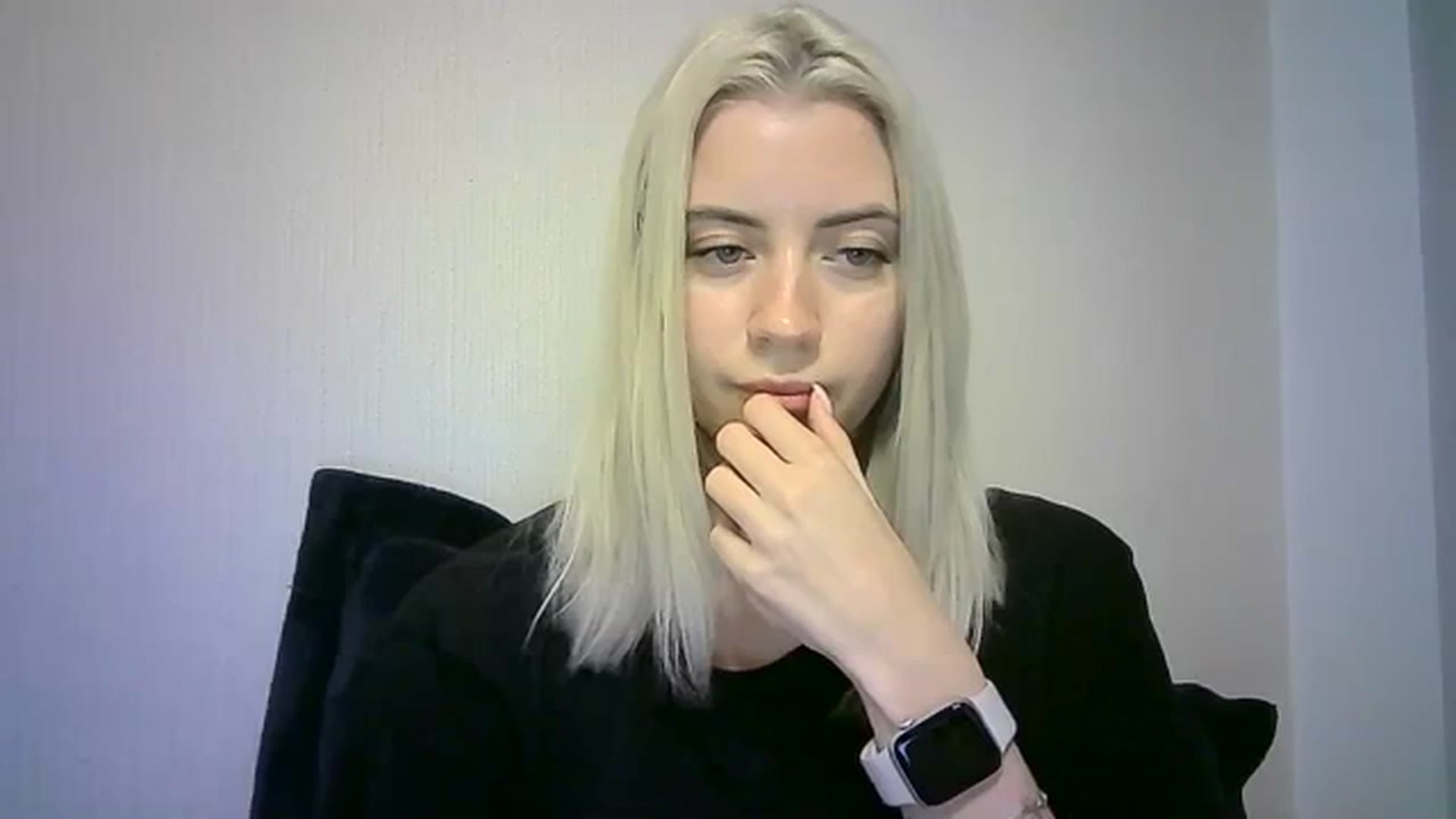 Gallery image thumbnail from Sulfate0's myfreecams stream on, 01/04/2024, 13:19 image 4 of 20