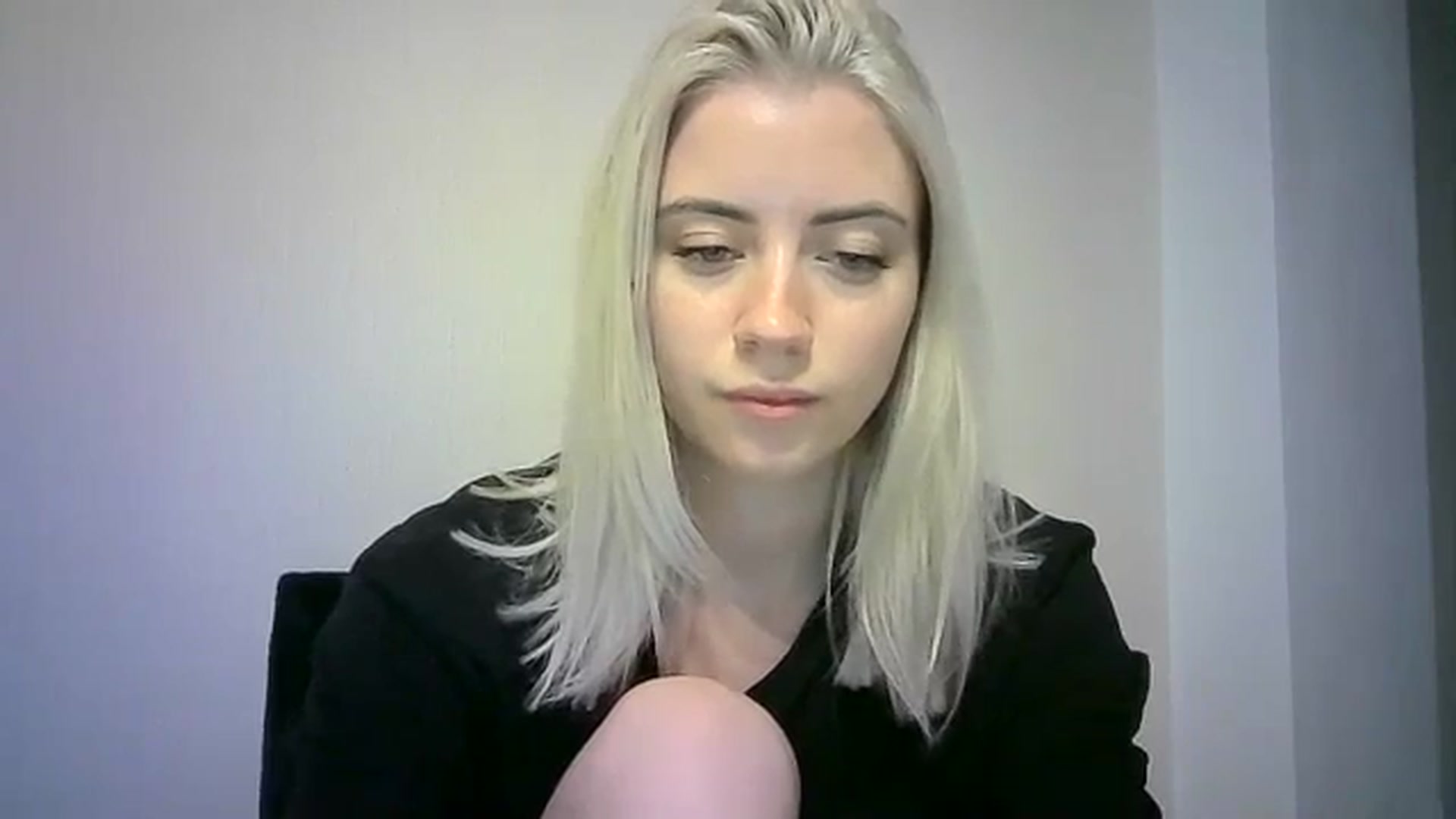 Gallery image thumbnail from Sulfate0's myfreecams stream on, 01/04/2024, 13:19 image 13 of 20