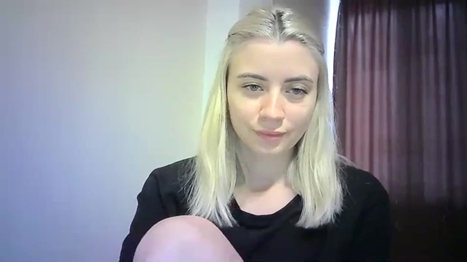 Gallery image thumbnail from Sulfate0's myfreecams stream on, 01/15/2024, 11:43 image 10 of 20