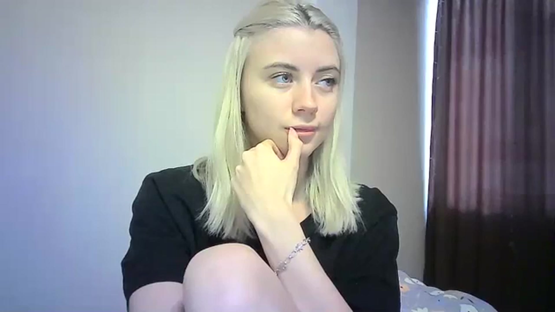 Gallery image thumbnail from Sulfate0's myfreecams stream on, 01/15/2024, 11:43 image 6 of 20