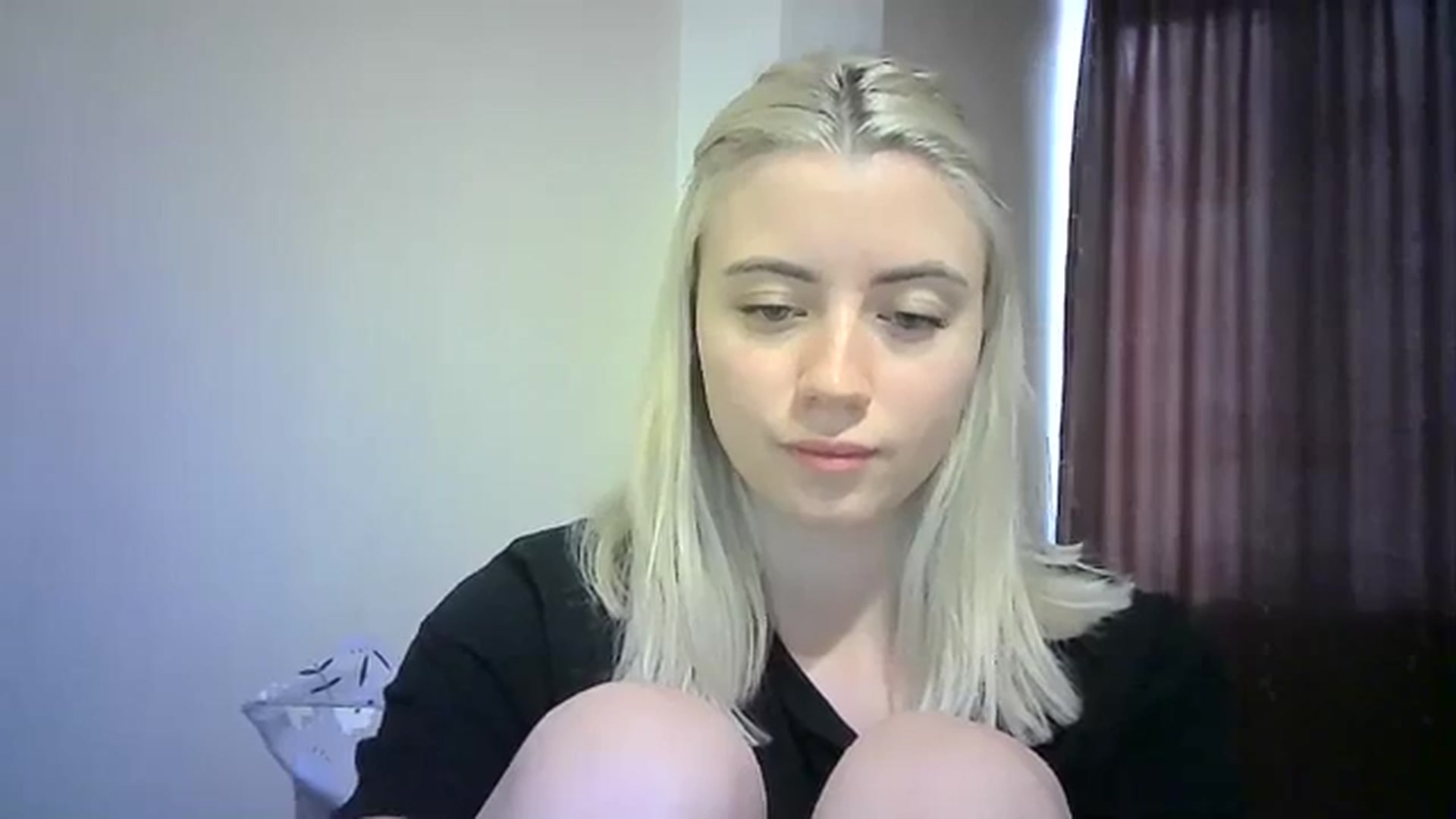 Gallery image thumbnail from Sulfate0's myfreecams stream on, 01/15/2024, 11:43 image 17 of 20