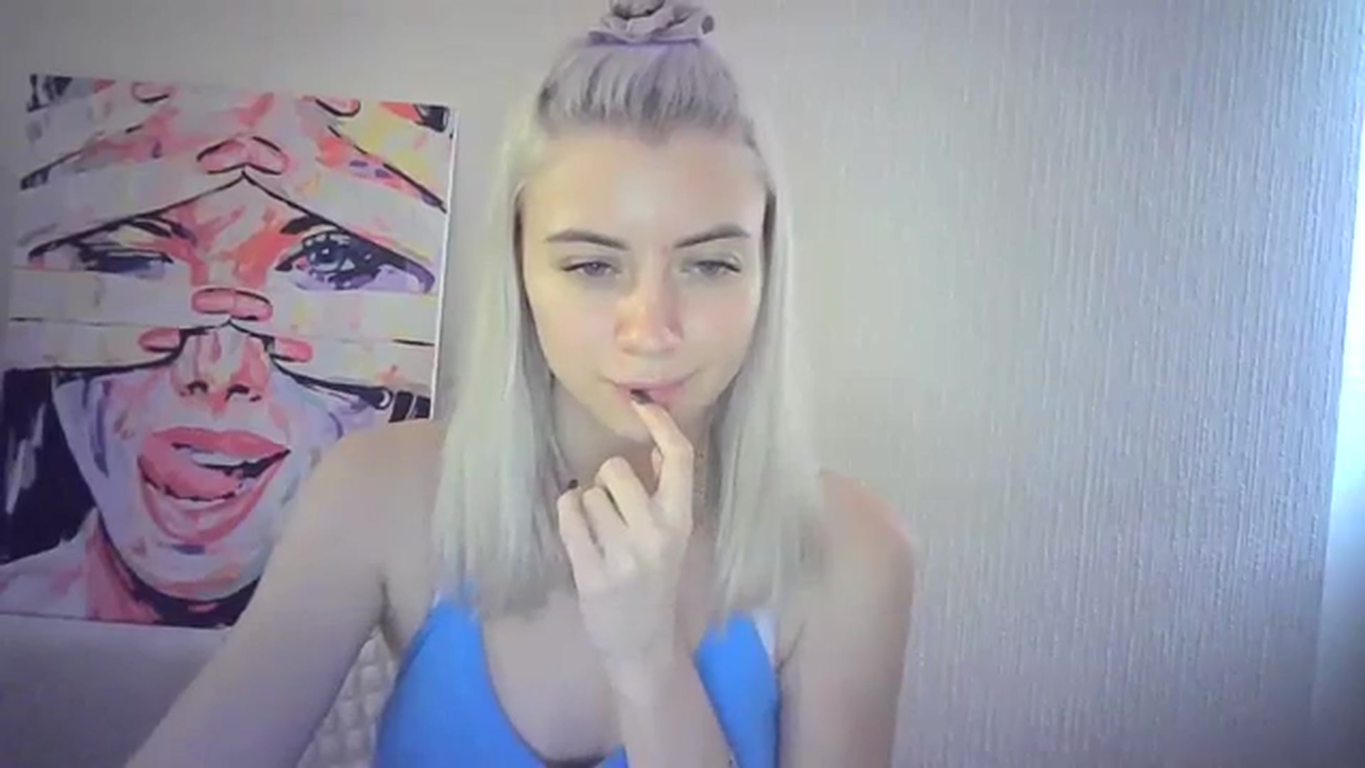 Gallery image thumbnail from Sulfate0's myfreecams stream on, 01/20/2024, 11:28 image 15 of 20