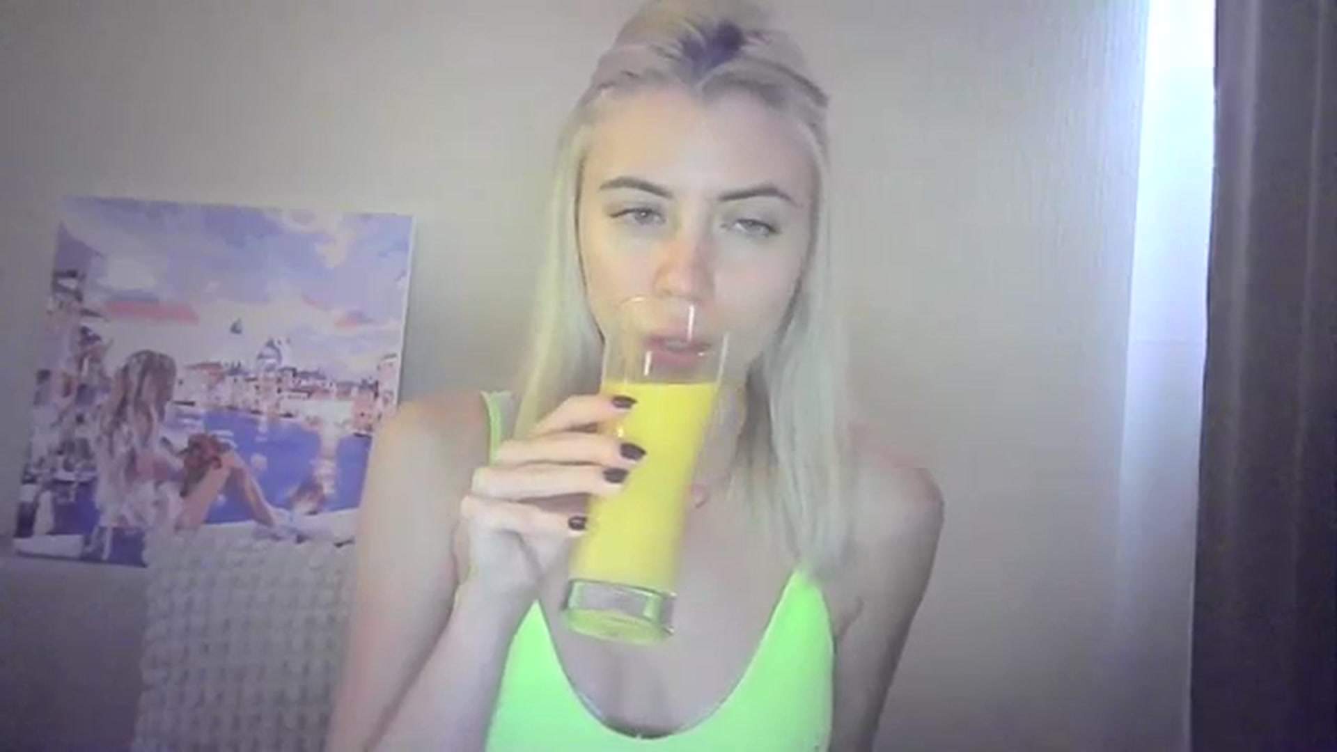 Gallery image thumbnail from Sulfate0's myfreecams stream on, 01/25/2024, 13:01 image 11 of 20