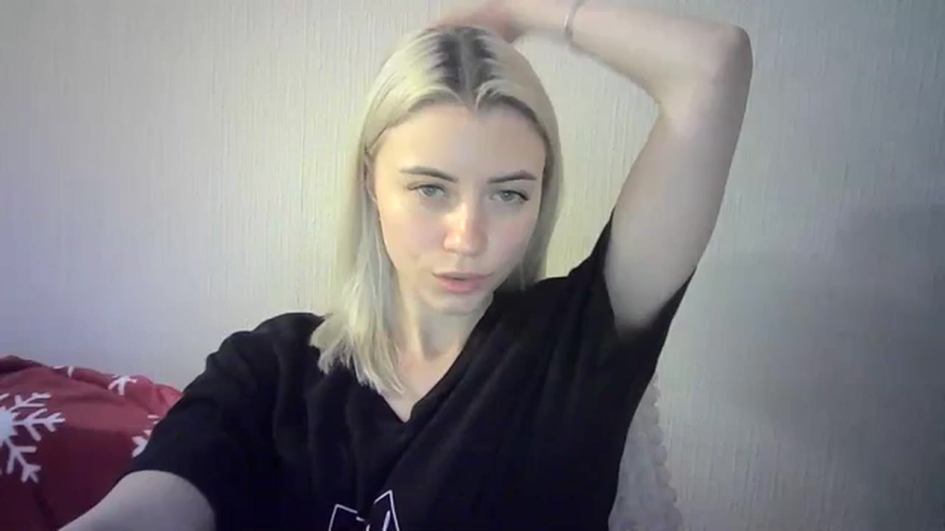 Gallery image thumbnail from Sulfate0's myfreecams stream on, 02/10/2024, 12:20 image 9 of 20
