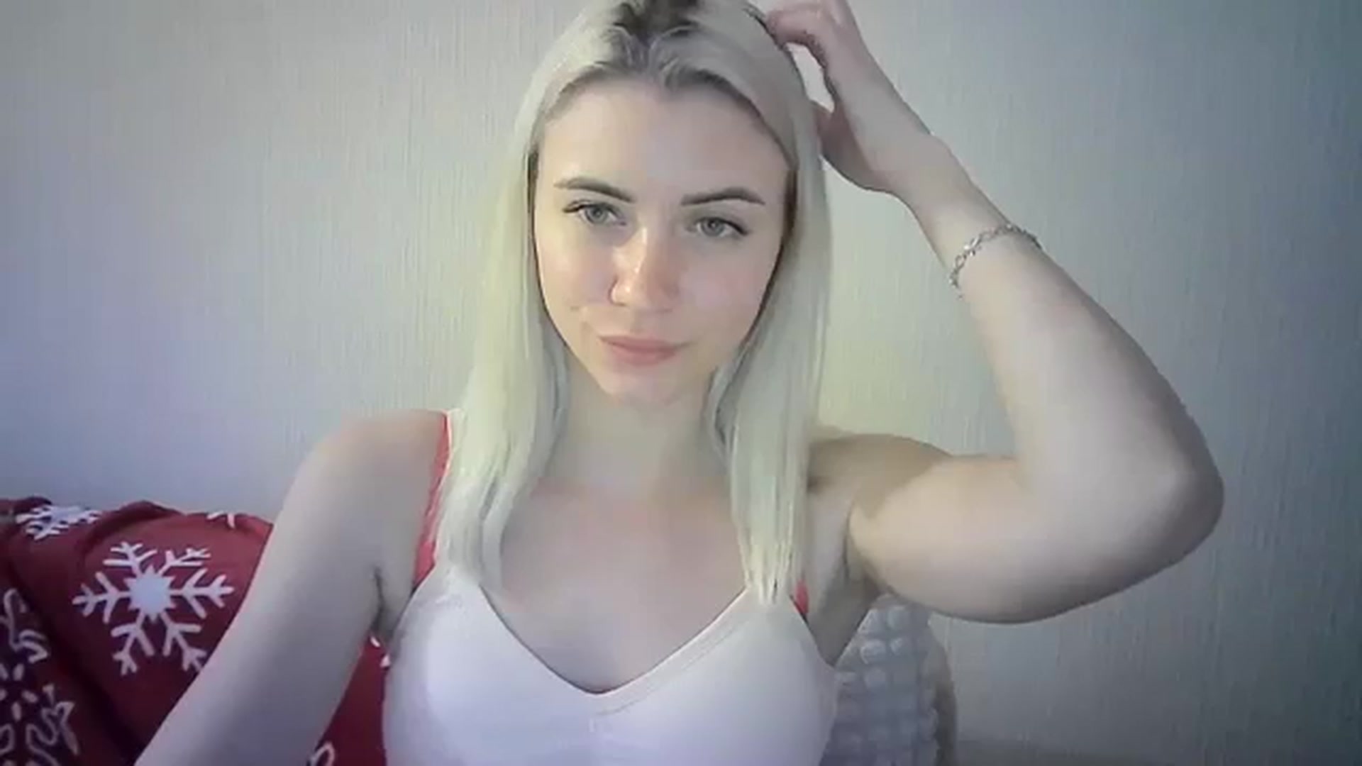 Gallery image thumbnail from Sulfate0's myfreecams stream on, 02/10/2024, 13:13 image 13 of 20