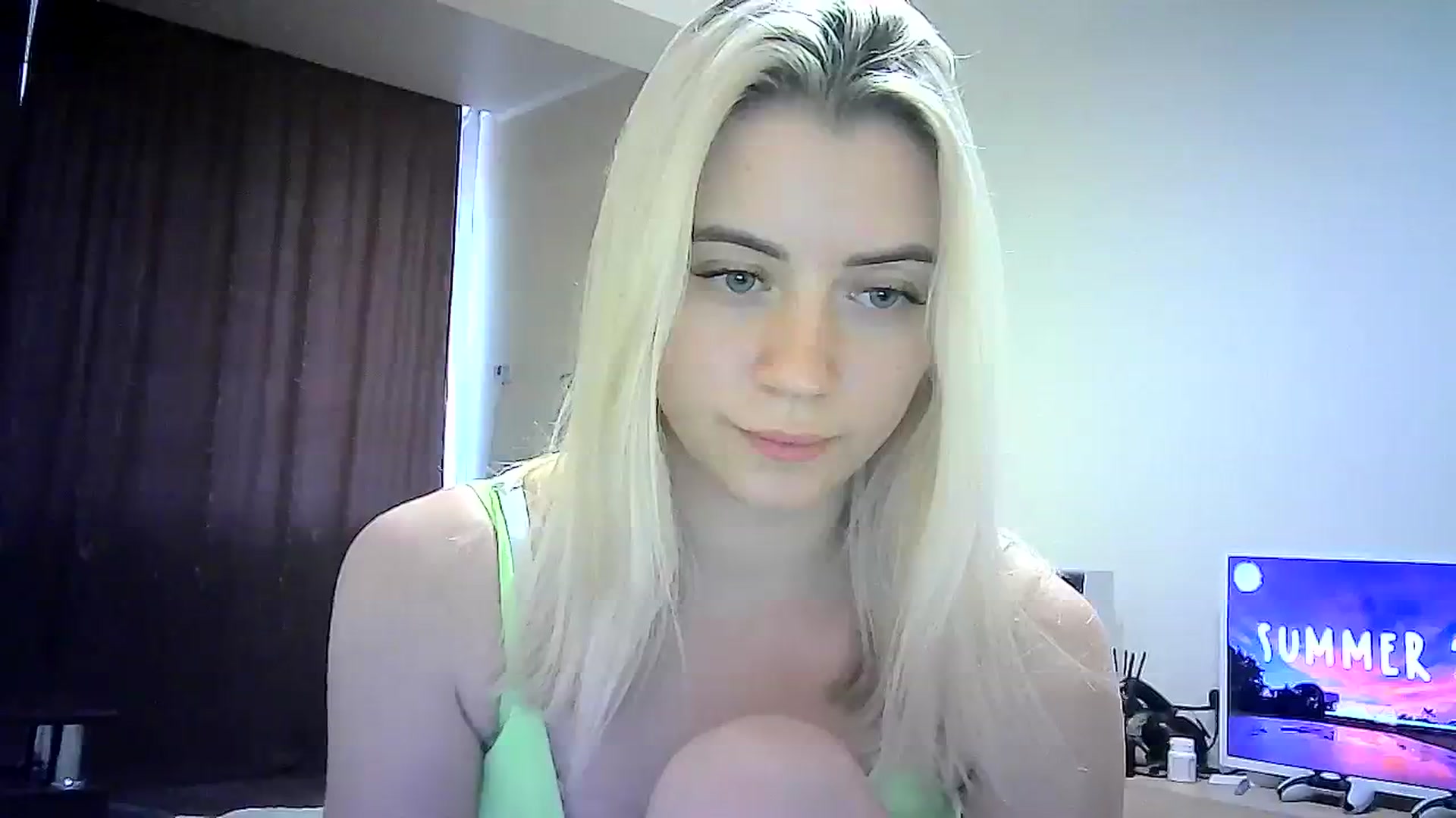 Gallery image thumbnail from Sulfate0's myfreecams stream on, 02/18/2024, 12:07 image 3 of 20