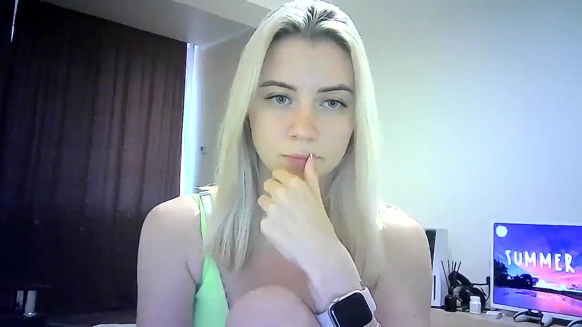 Gallery image thumbnail from Sulfate0's myfreecams stream on, 02/18/2024, 12:07 image 6 of 20