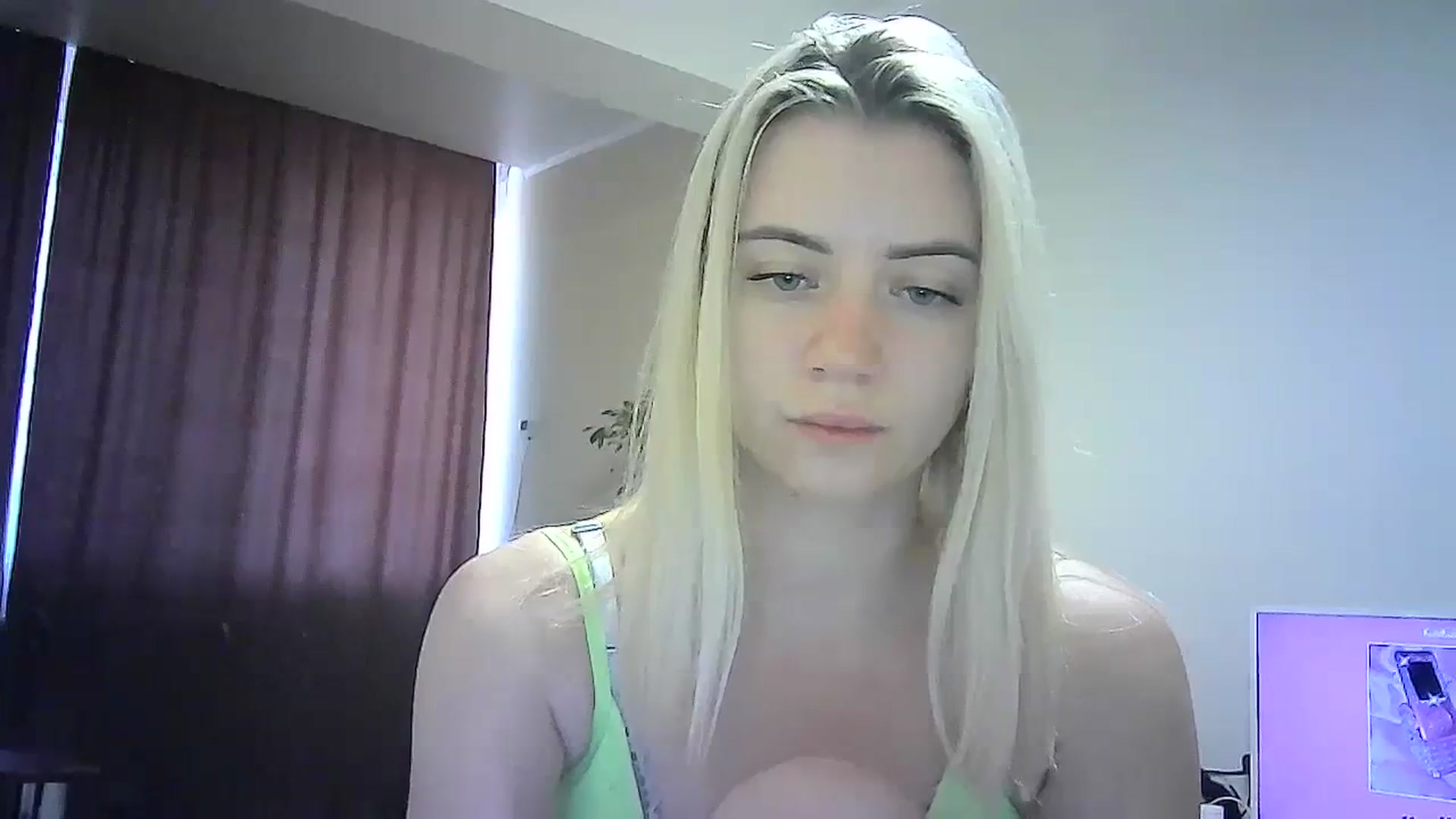 Gallery image thumbnail from Sulfate0's myfreecams stream on, 02/19/2024, 09:14 image 3 of 20