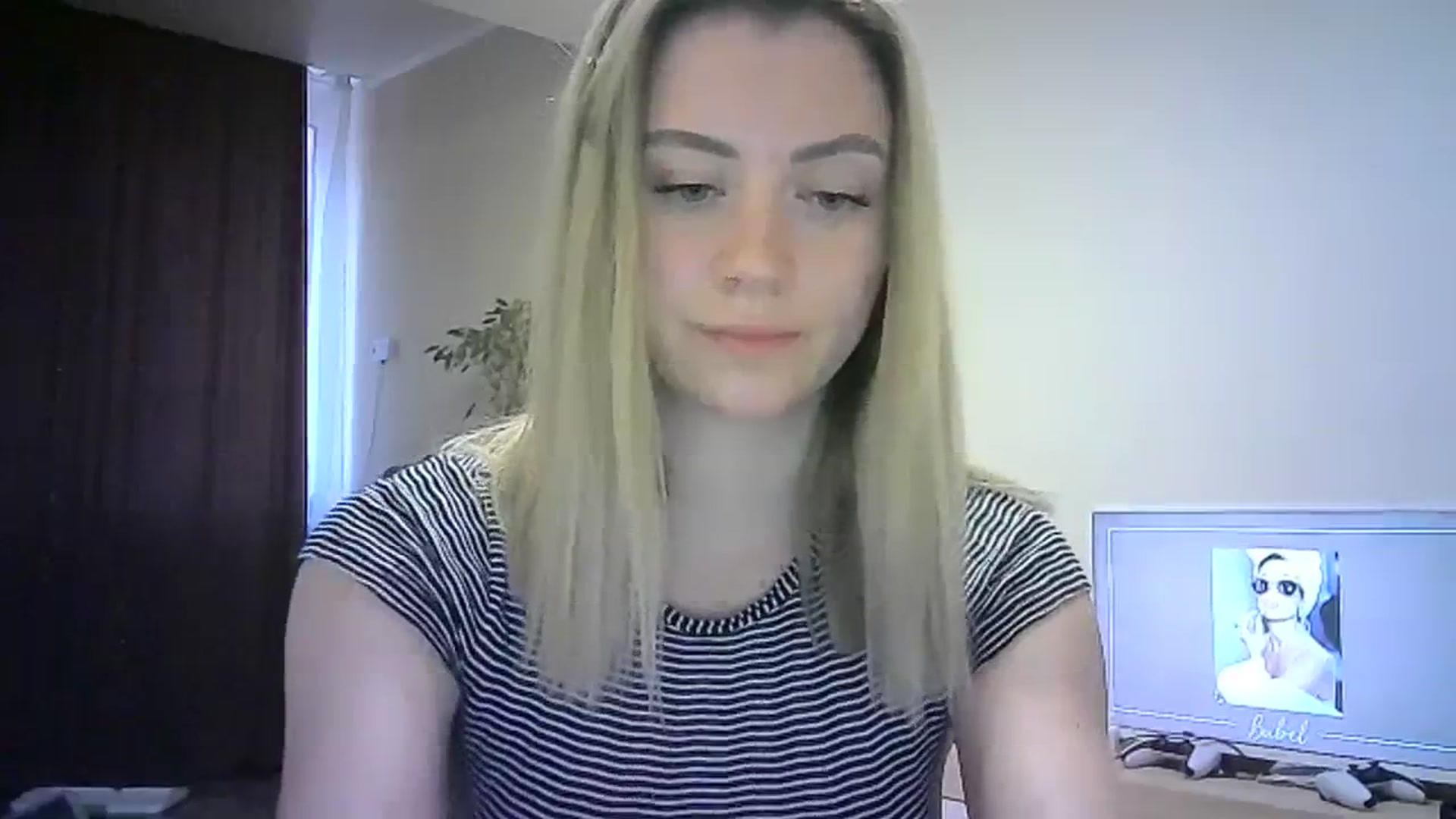 Gallery image thumbnail from Sulfate0's myfreecams stream on, 03/11/2024, 14:49 image 15 of 20