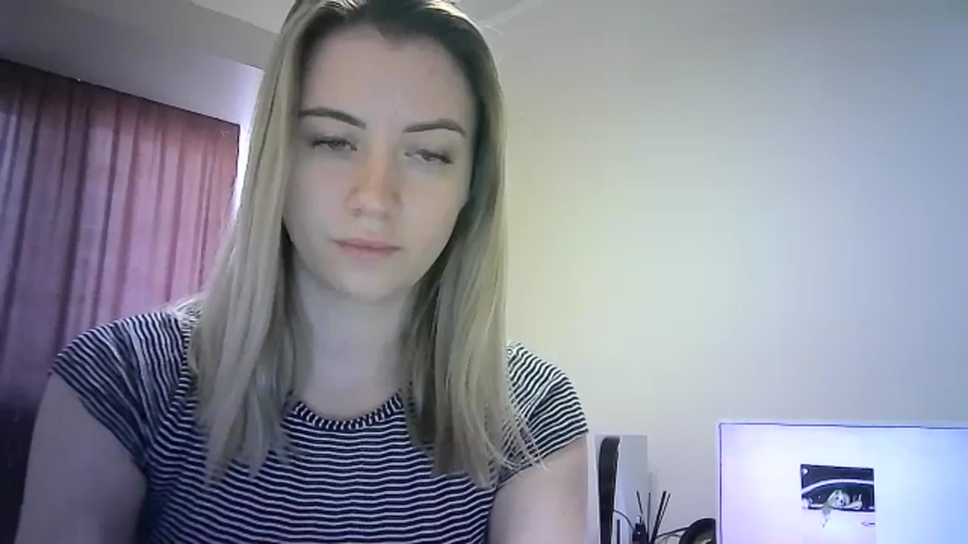 Gallery image thumbnail from Sulfate0's myfreecams stream on, 03/17/2024, 11:10 image 9 of 20