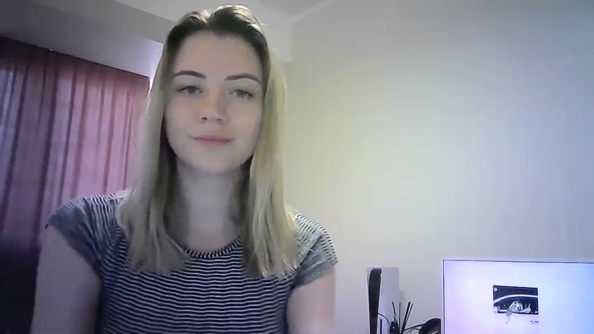 Gallery image thumbnail from Sulfate0's myfreecams stream on, 03/17/2024, 11:10 image 14 of 20