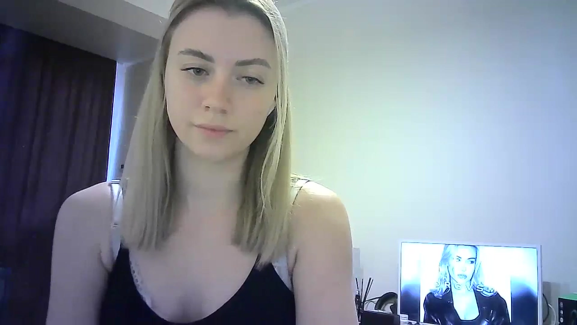 Gallery image thumbnail from Sulfate0's myfreecams stream on, 03/18/2024, 15:24 image 4 of 20