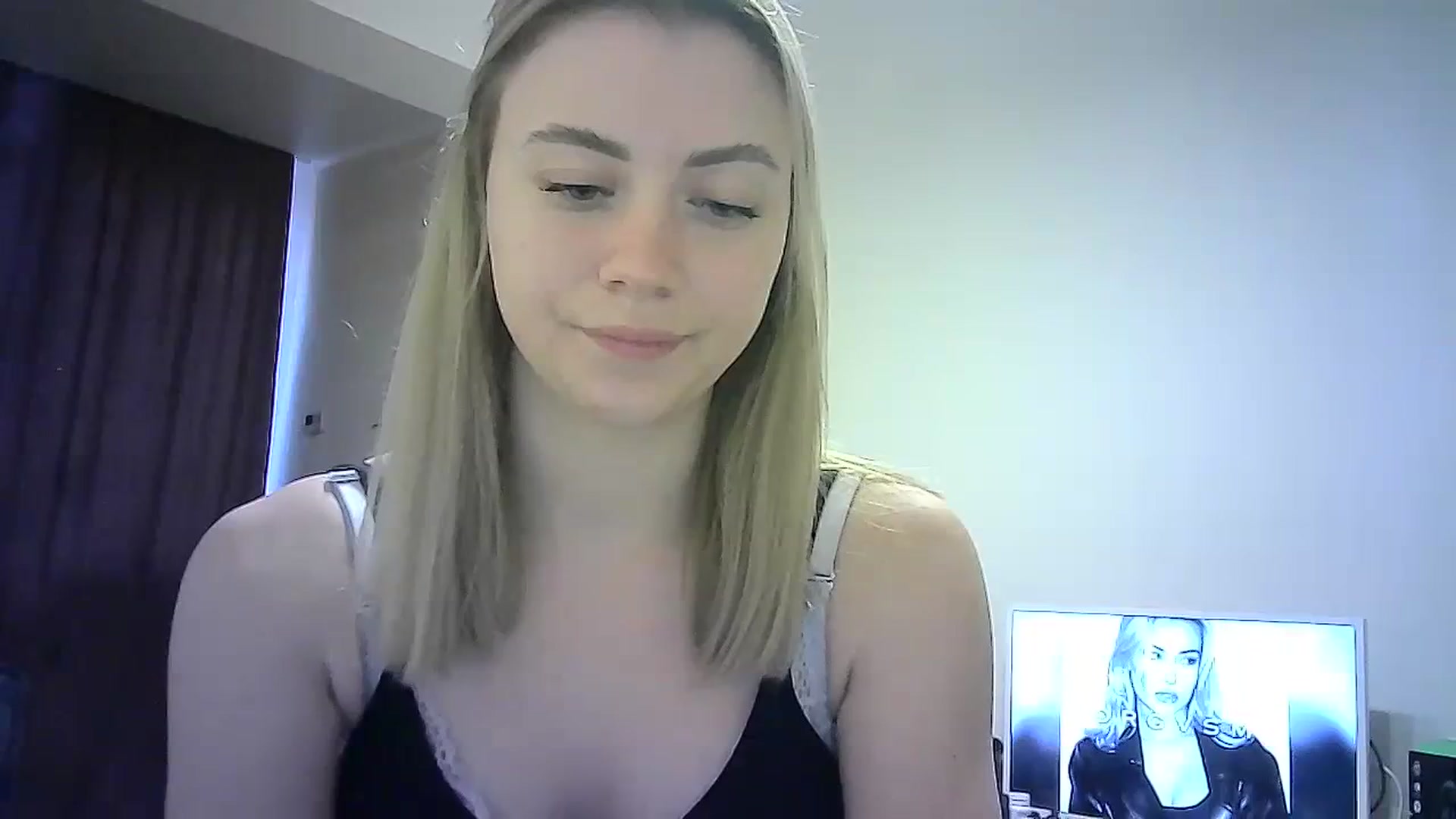 Gallery image thumbnail from Sulfate0's myfreecams stream on, 03/18/2024, 15:24 image 1 of 20