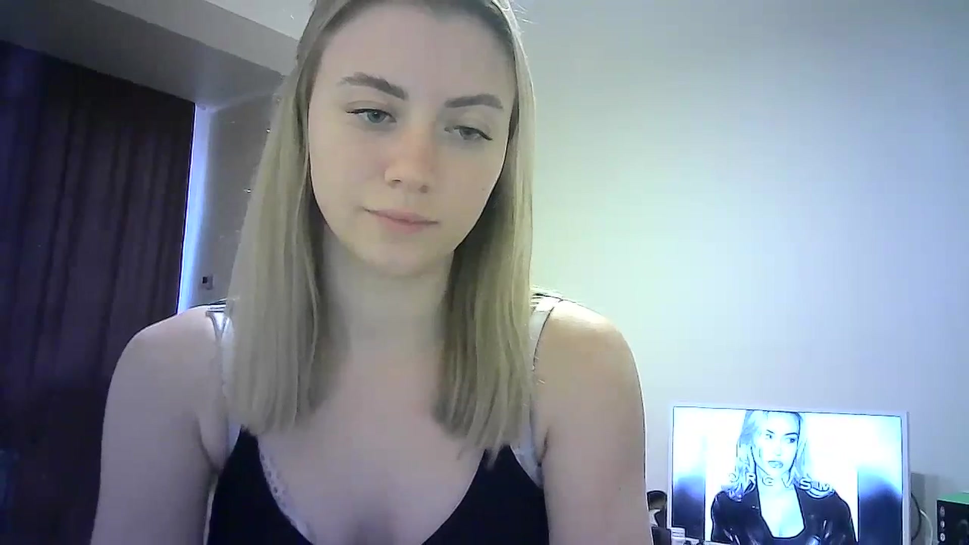 Gallery image thumbnail from Sulfate0's myfreecams stream on, 03/18/2024, 15:24 image 3 of 20