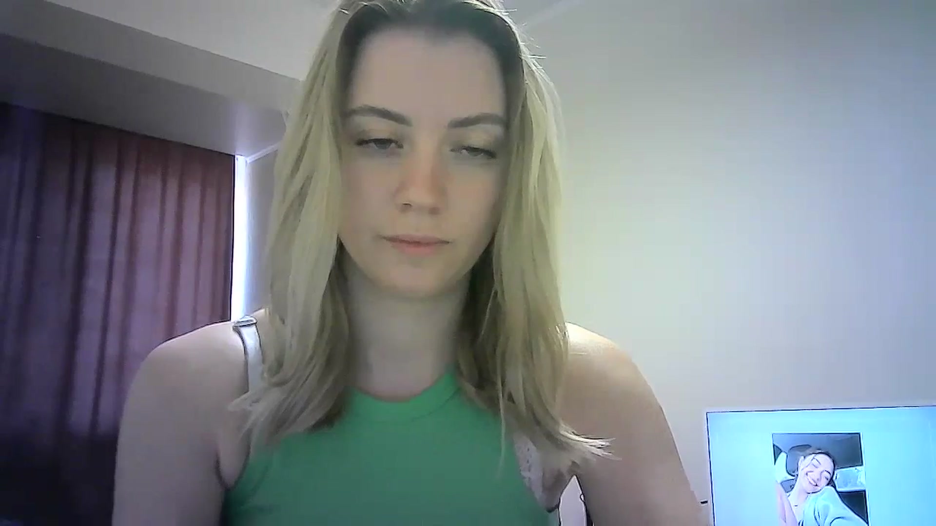 Gallery image thumbnail from Sulfate0's myfreecams stream on, 03/24/2024, 11:25 image 14 of 20