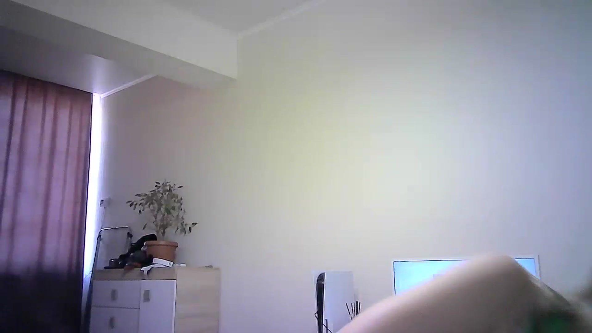 Gallery image thumbnail from Sulfate0's myfreecams stream on, 03/24/2024, 11:25 image 10 of 20