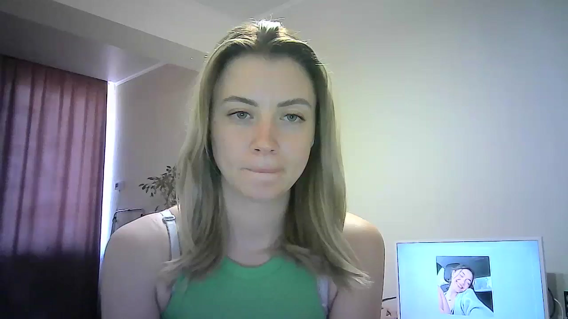 Gallery image thumbnail from Sulfate0's myfreecams stream on, 03/24/2024, 11:25 image 3 of 20