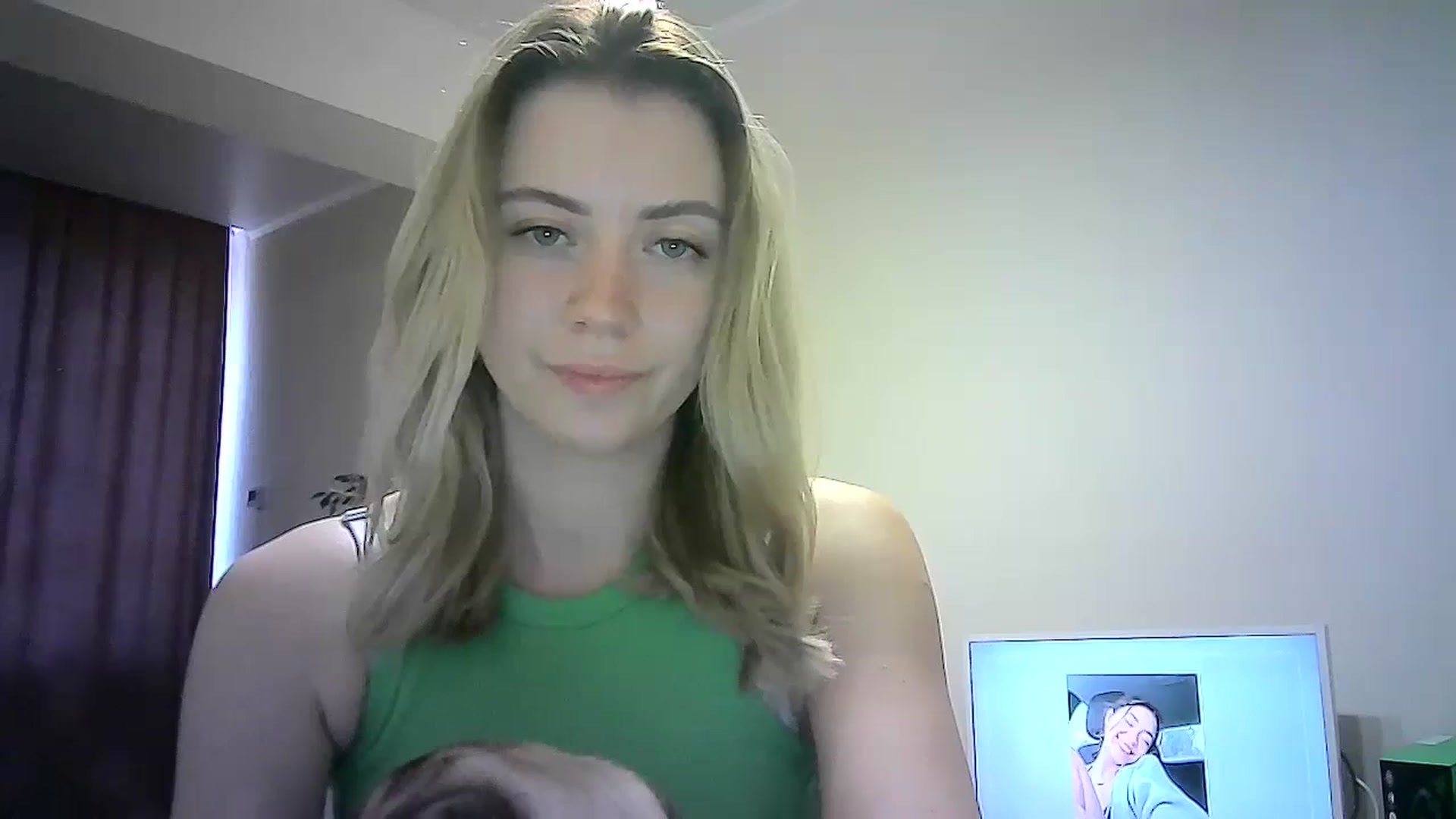 Gallery image thumbnail from Sulfate0's myfreecams stream on, 03/24/2024, 11:25 image 8 of 20