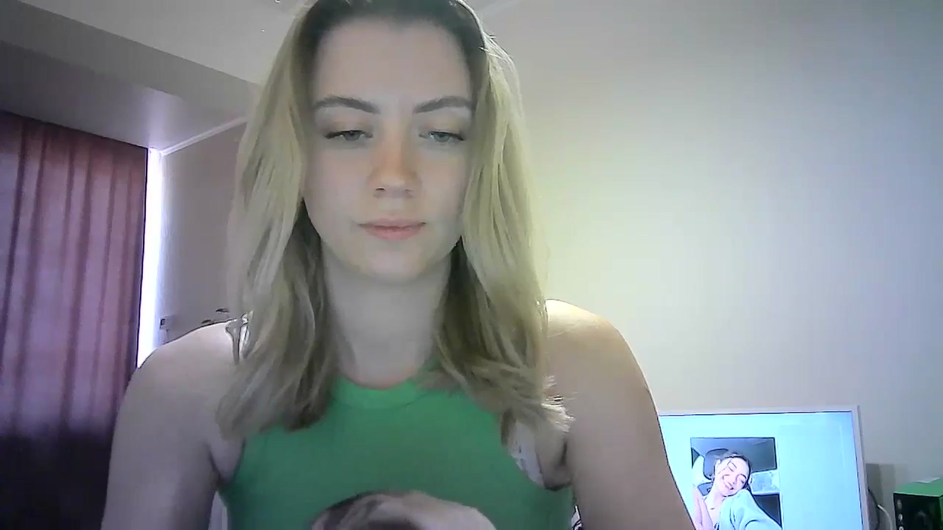 Gallery image thumbnail from Sulfate0's myfreecams stream on, 03/24/2024, 11:25 image 7 of 20